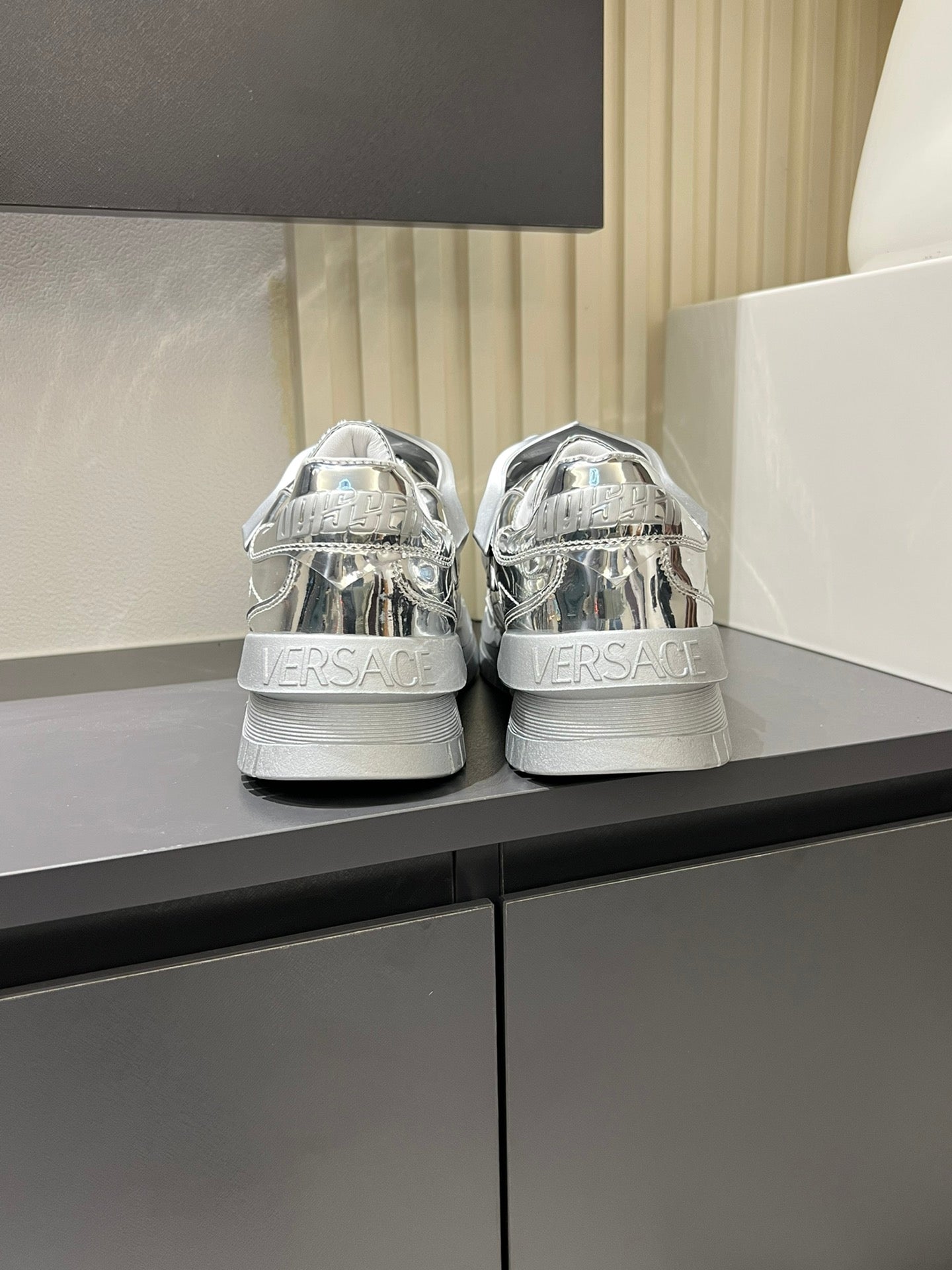 LuxluxHouse Best Quality Shoes Versace