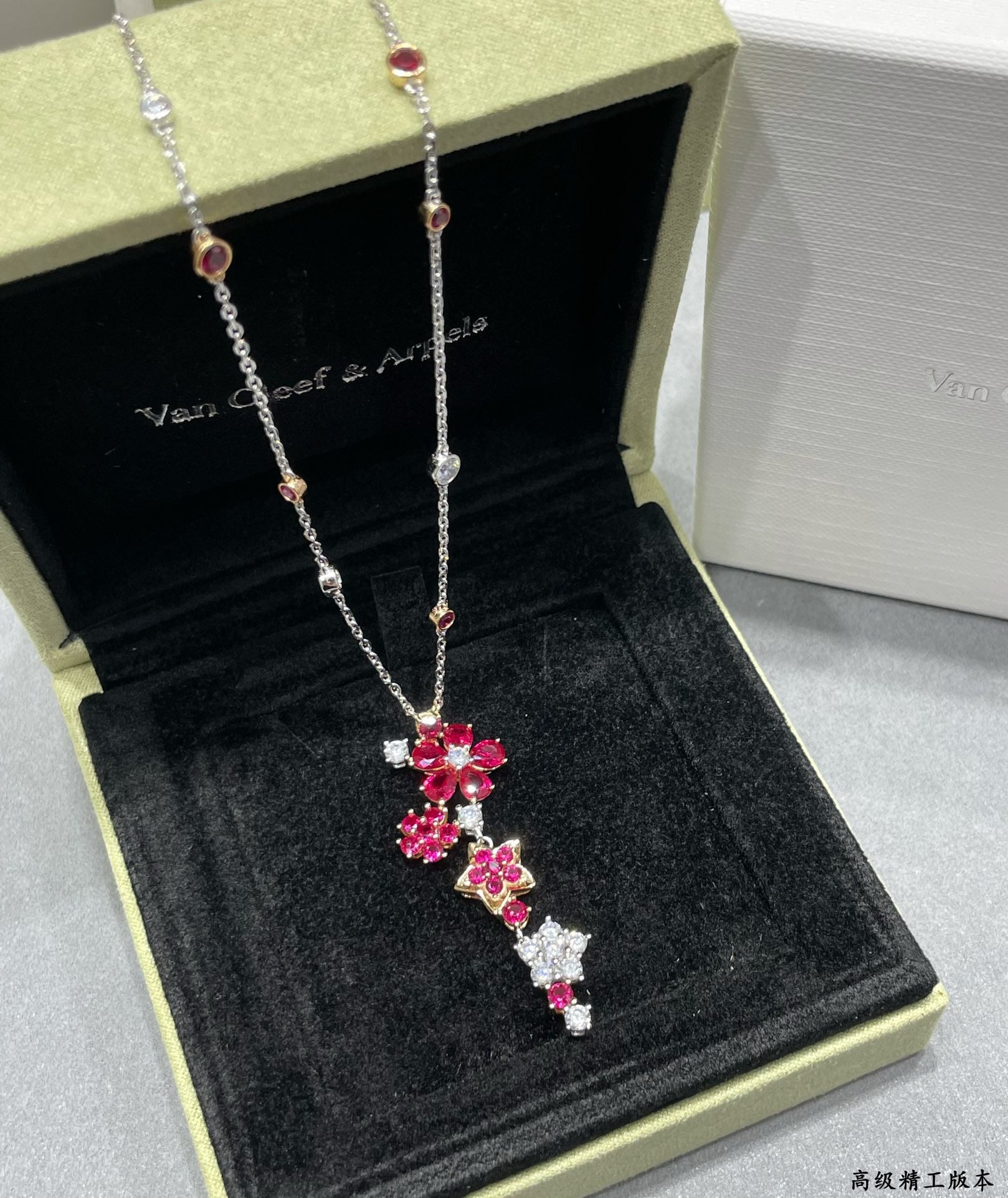 LuxluxHouse Best Quality Accessories Van Cleef & Arpels