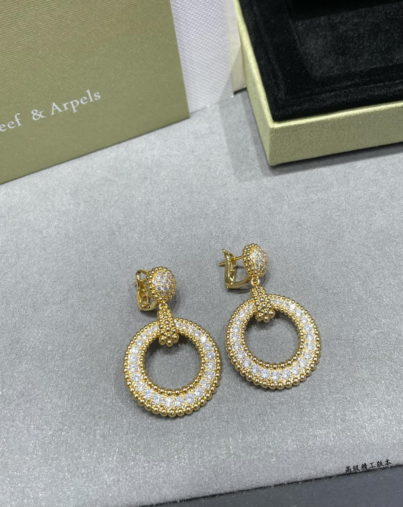 LuxluxHouse Best Quality Accessories Van Cleef & Arpels