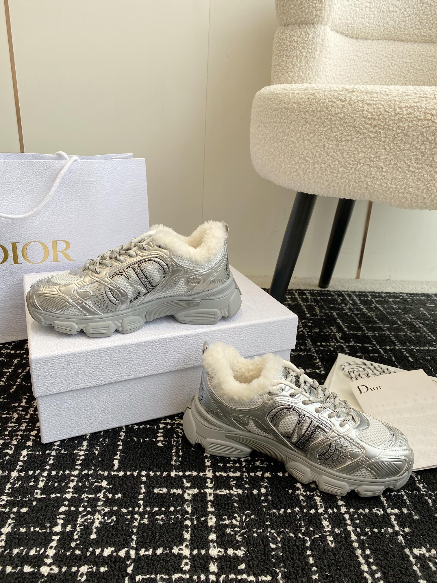 LuxluxHouse Best Quality Shoes Dior