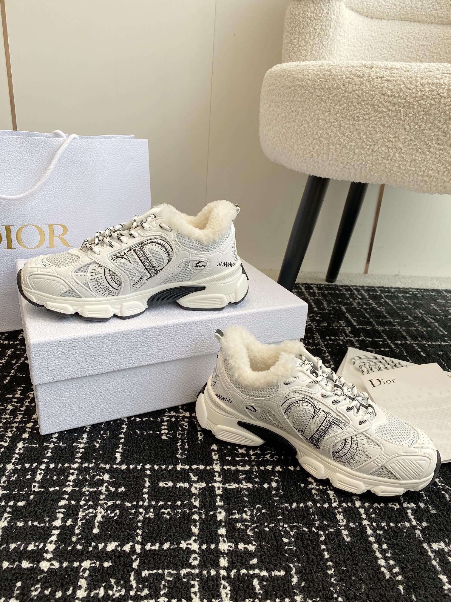 LuxluxHouse Best Quality Shoes Dior
