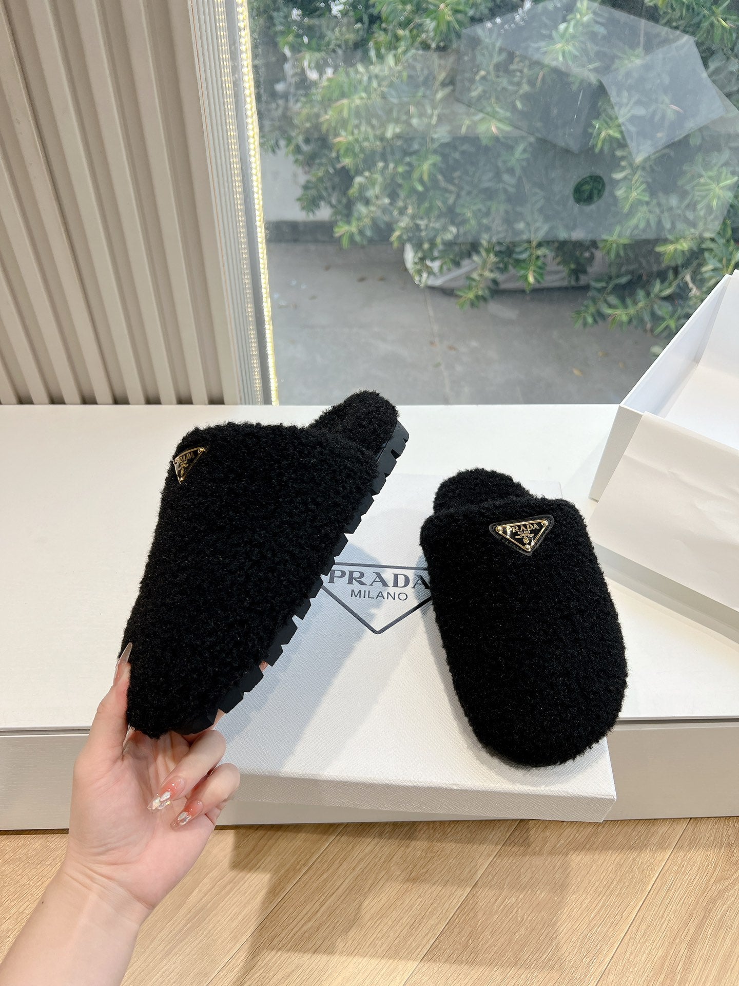 LuxluxHouse Best Quality Women Shoes Prada