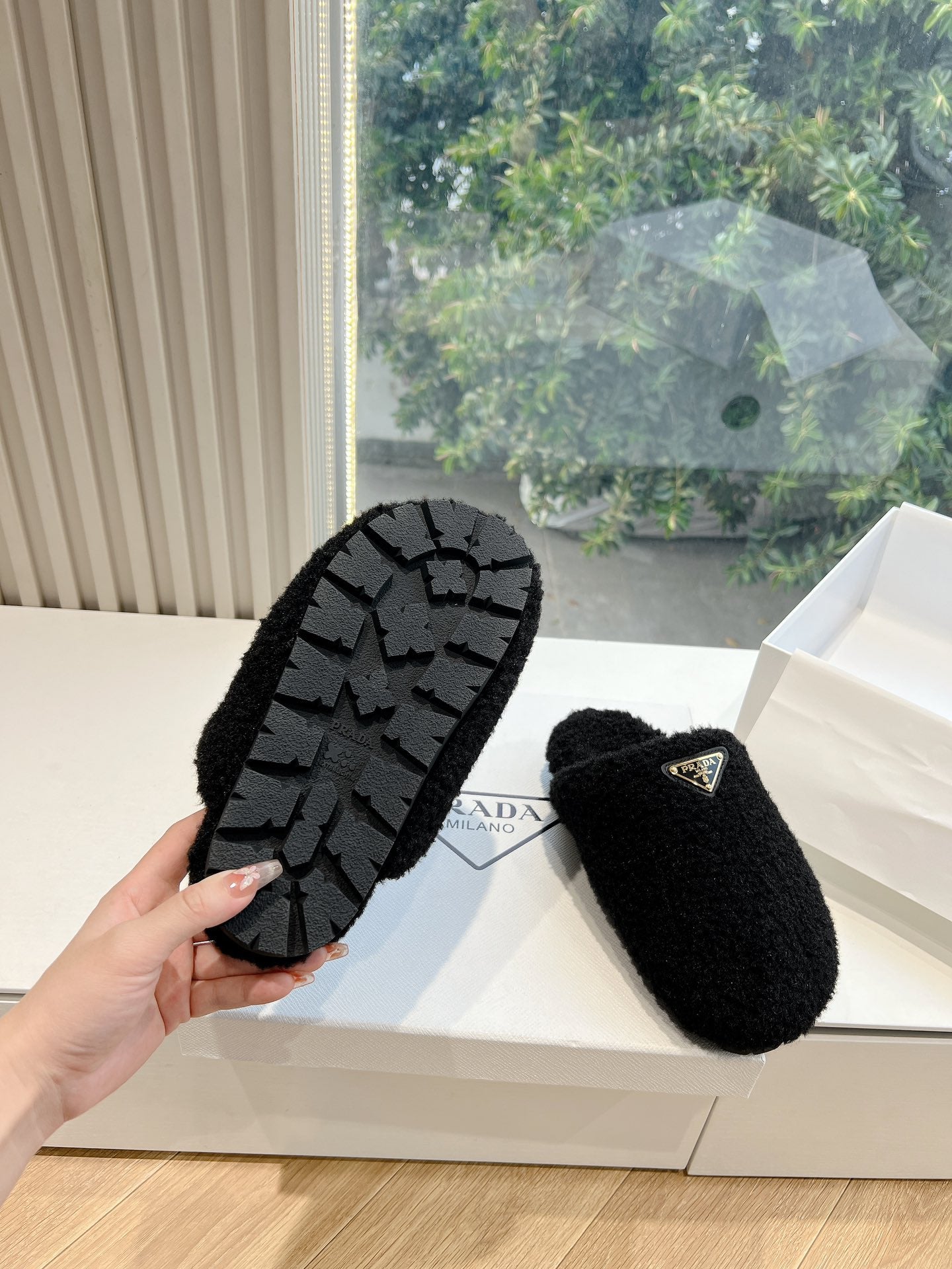 LuxluxHouse Best Quality Women Shoes Prada