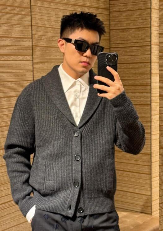 LuxluxHouse Best Quality Clothes Hoodie & Sweater Louis Vuitton