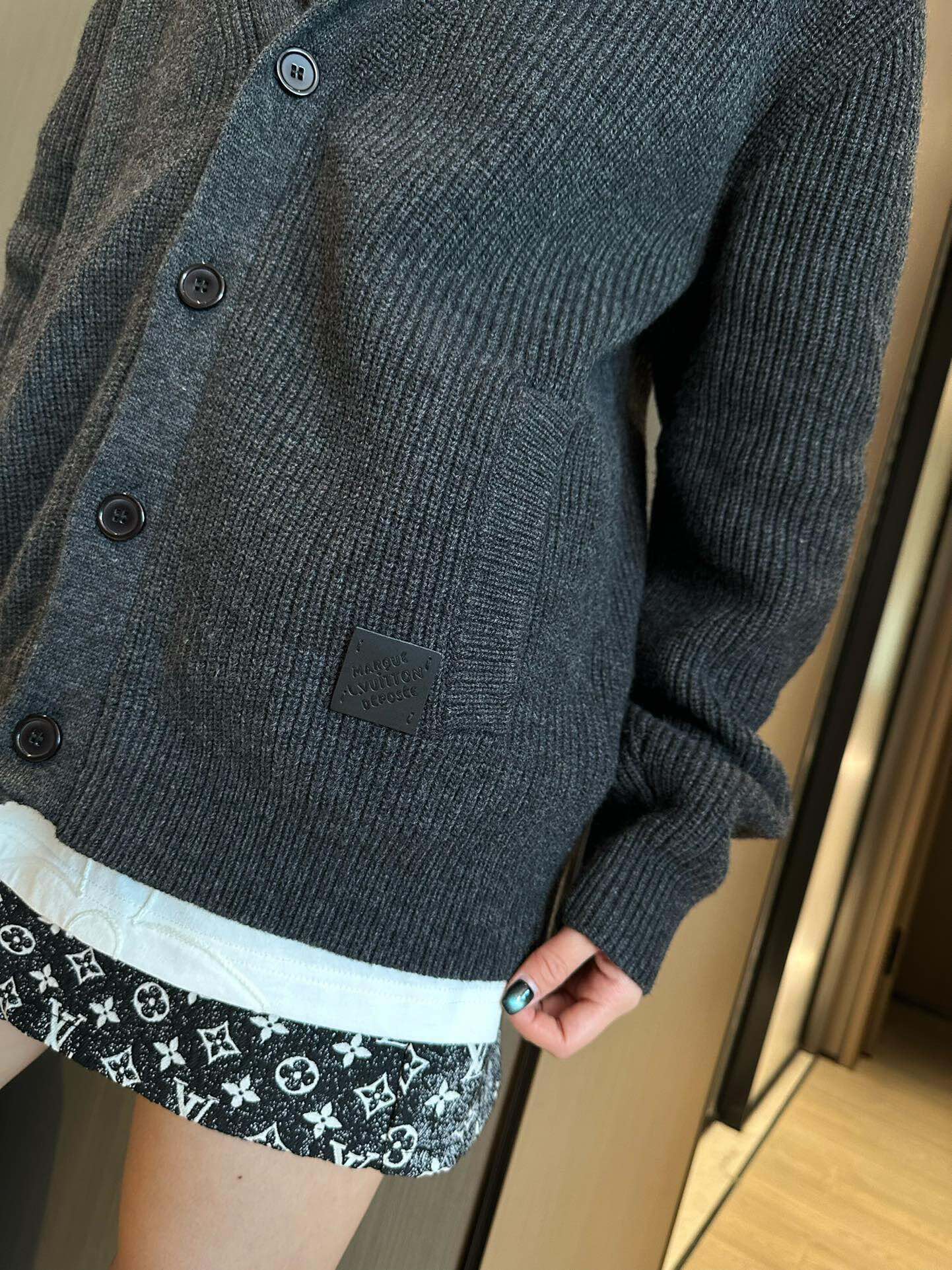 LuxluxHouse Best Quality Clothes Hoodie & Sweater Louis Vuitton