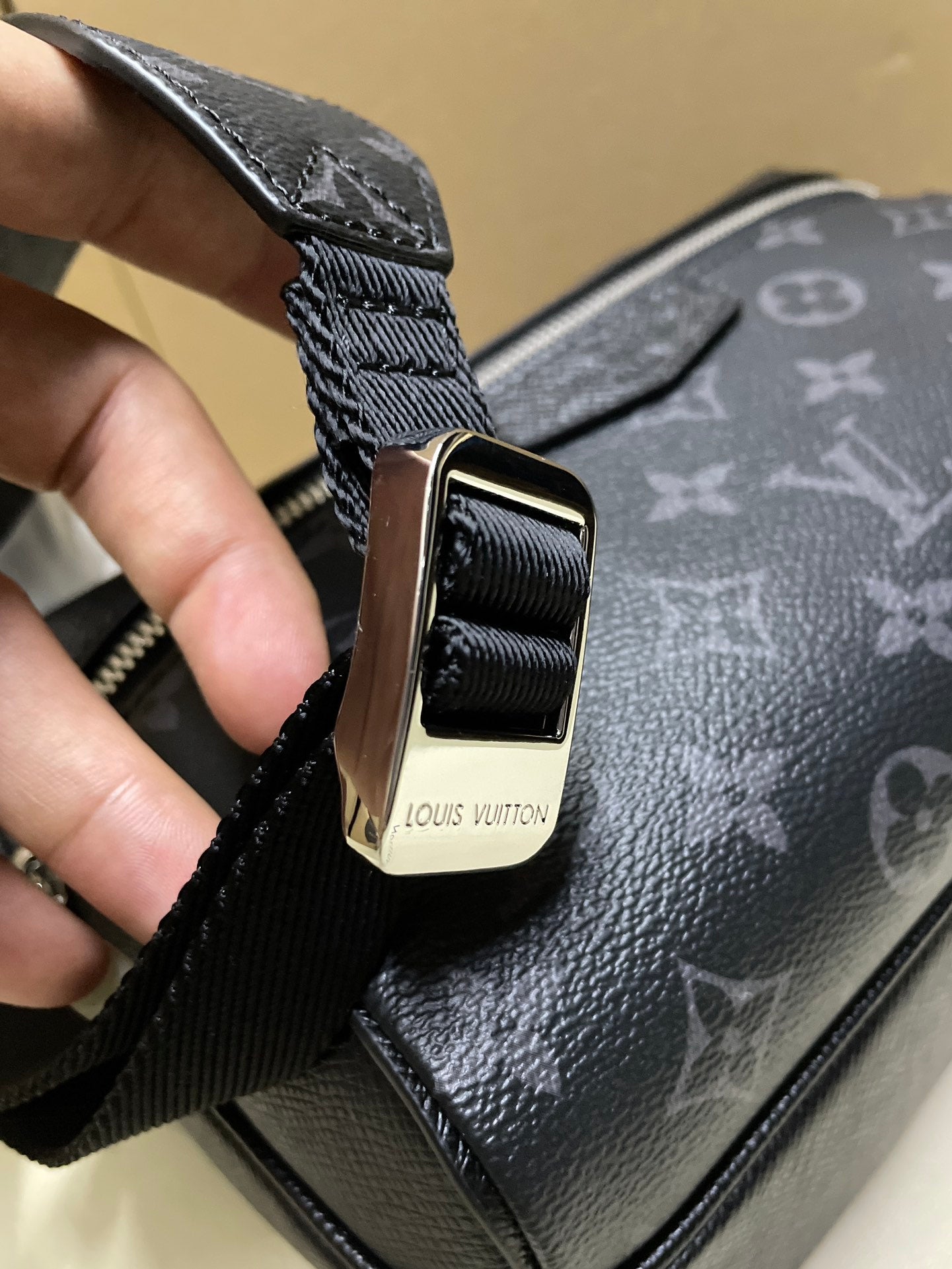LuxluxHouse Best Quality Bags Louis Vuitton Women Men