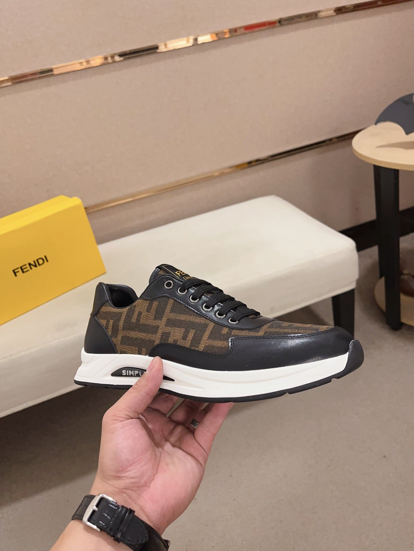 LuxluxHouse Best Quality Shoes Fendi