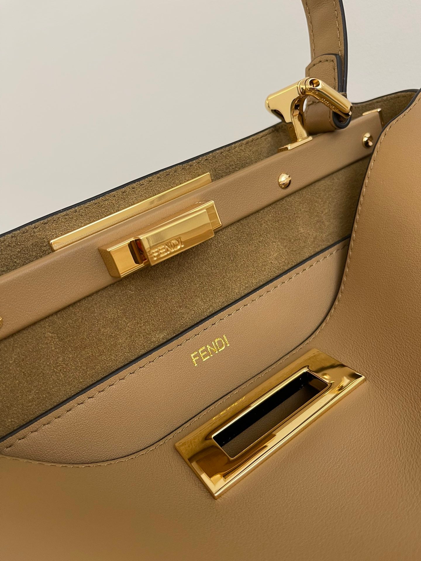 LuxluxHouse Best Quality Bags Women Fendi