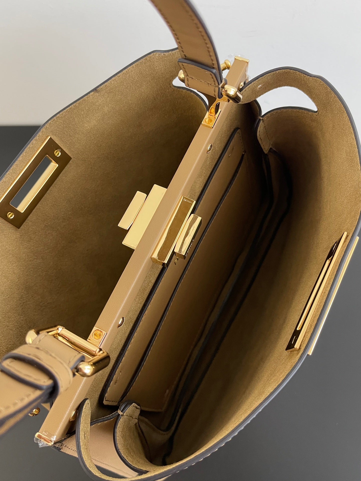LuxluxHouse Best Quality Bags Women Fendi