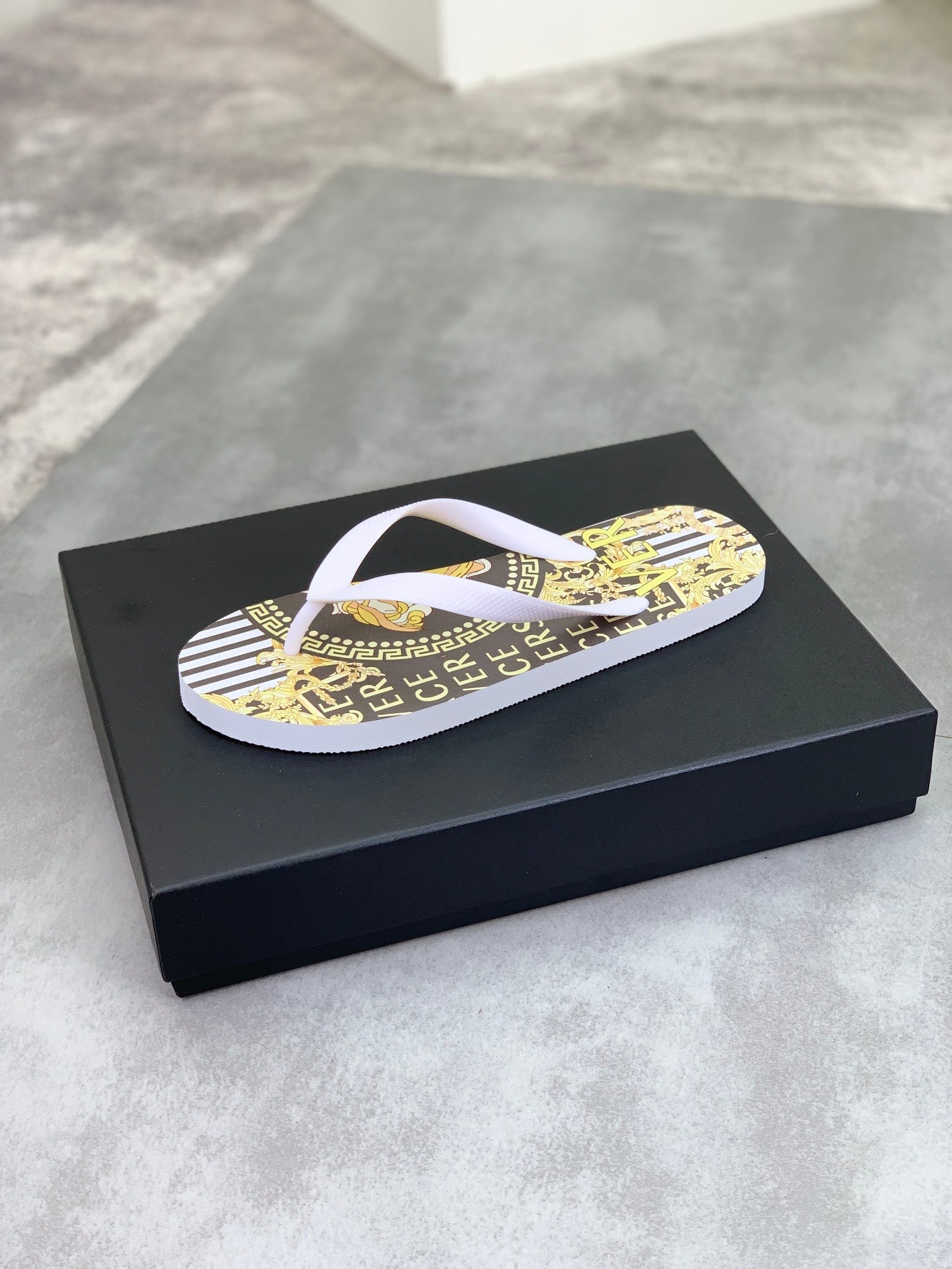 LuxluxHouse Best Quality Sandals Versace