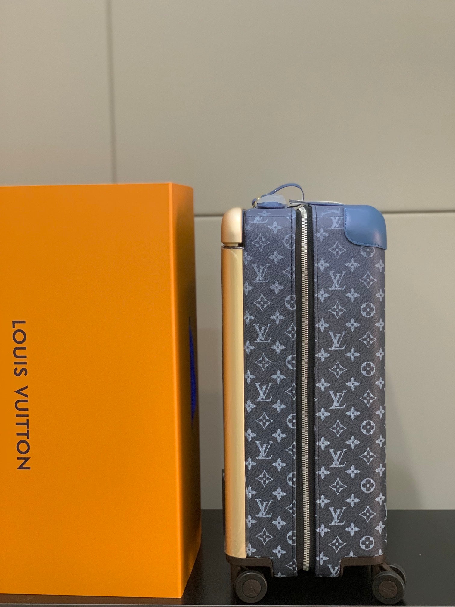 LuxluxHouse Best Quality Bags Luggage