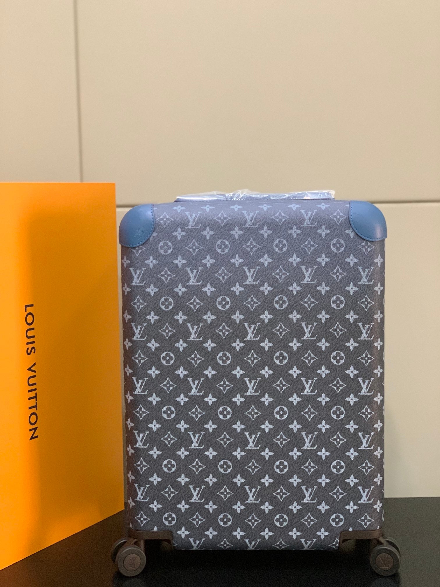 LuxluxHouse Best Quality Bags Luggage