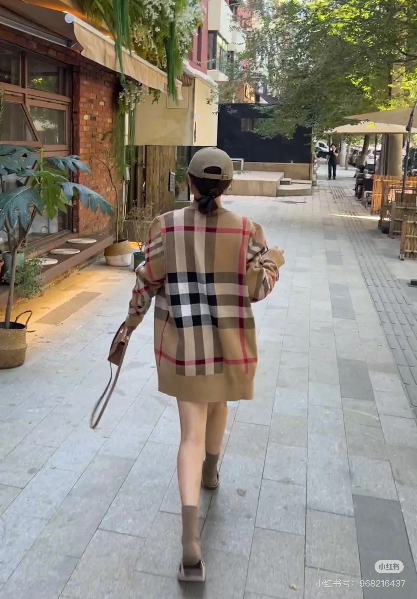 LuxluxHouse Best Quality Clothes Burberry Hoodie & Sweater