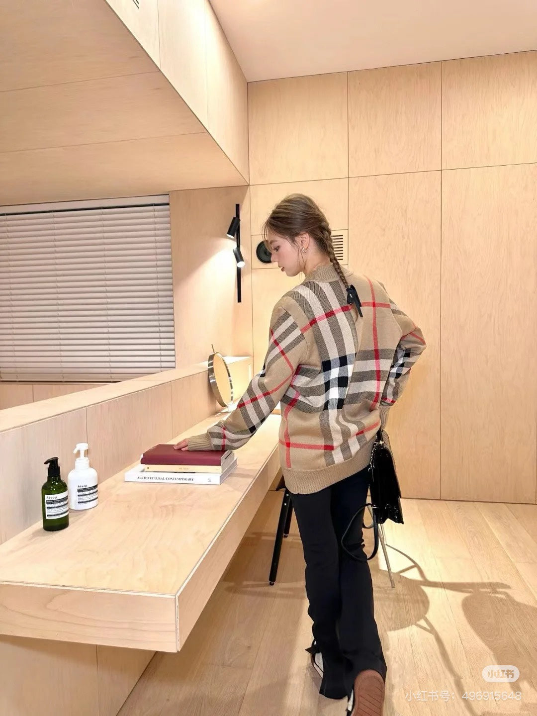 LuxluxHouse Best Quality Clothes Burberry Hoodie & Sweater