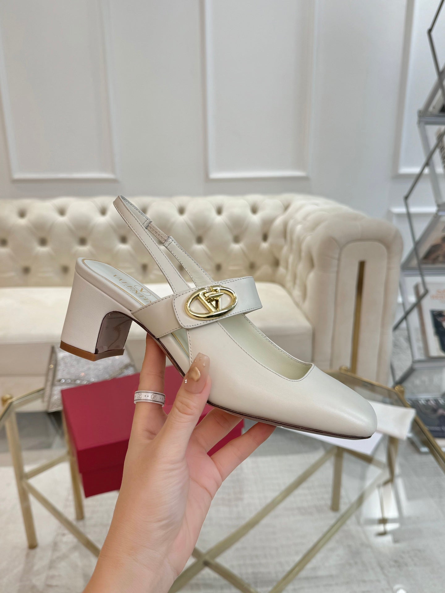 LuxluxHouse Best Quality Valentino Women Shoes