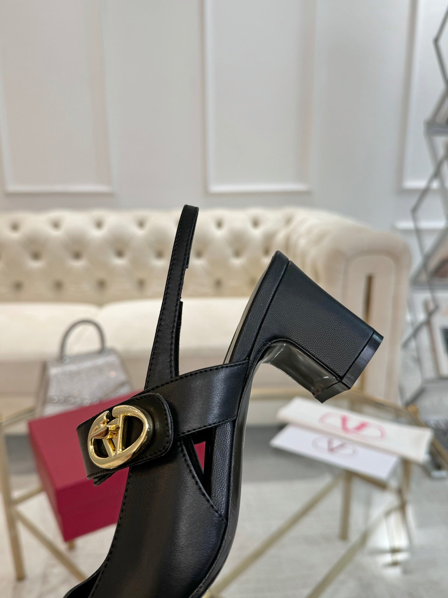 LuxluxHouse Best Quality Valentino Women Shoes
