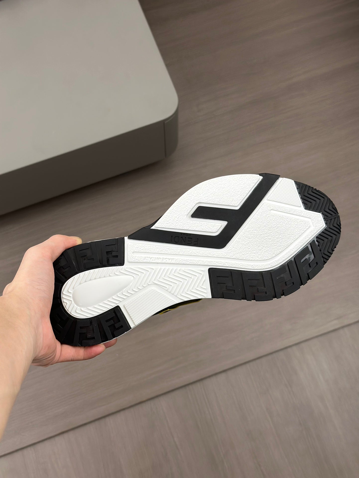LuxluxHouse Best Quality Shoes Fendi