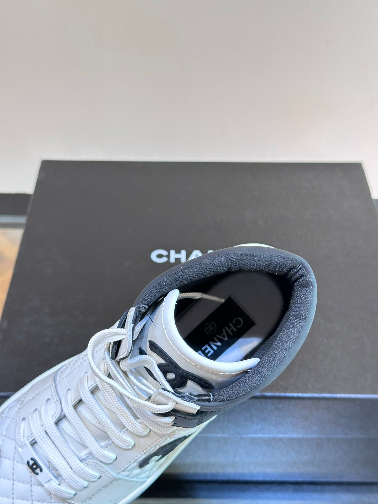 LuxluxHouse Best Quality Shoes Chanel