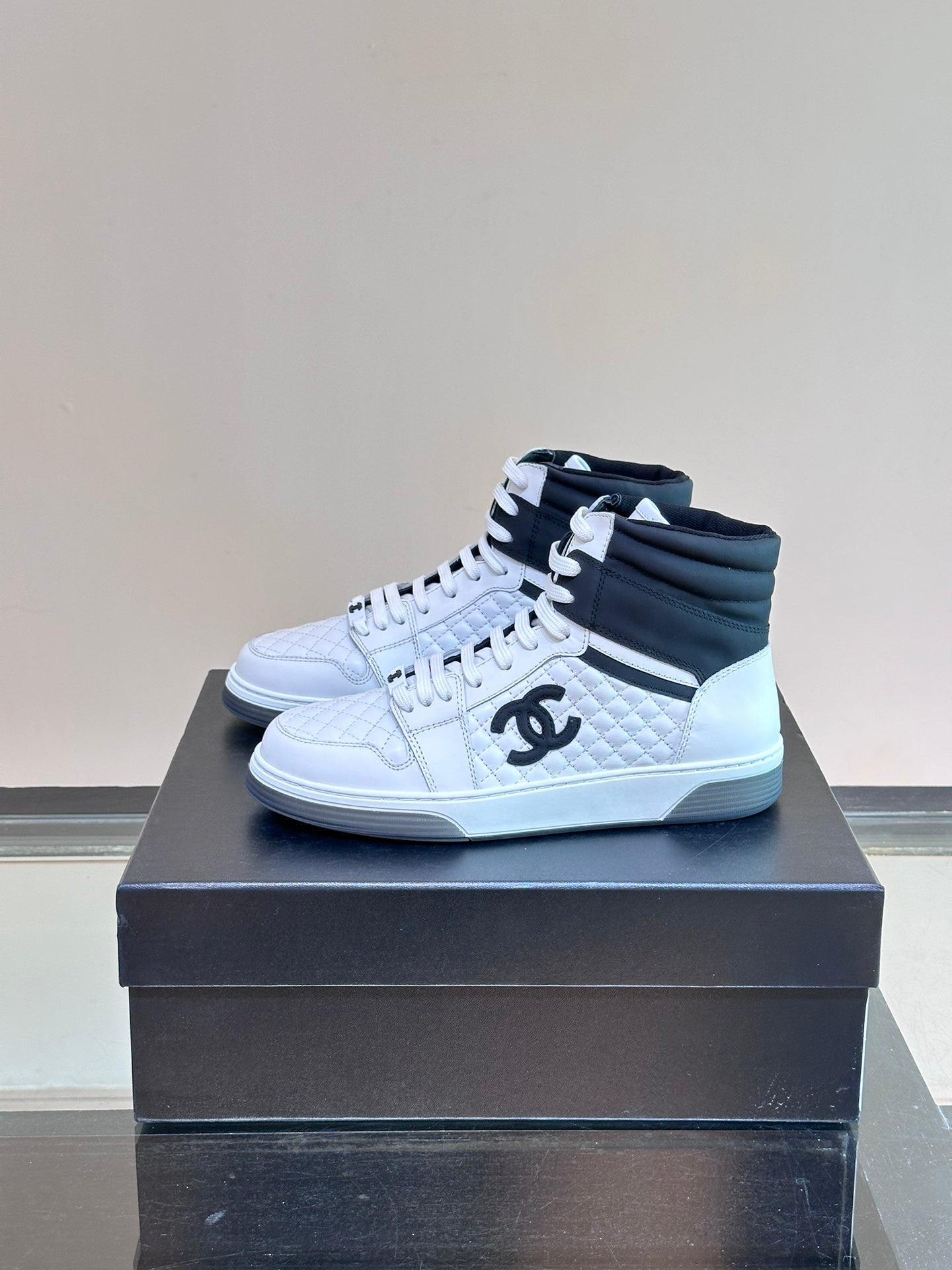 LuxluxHouse Best Quality Shoes Chanel