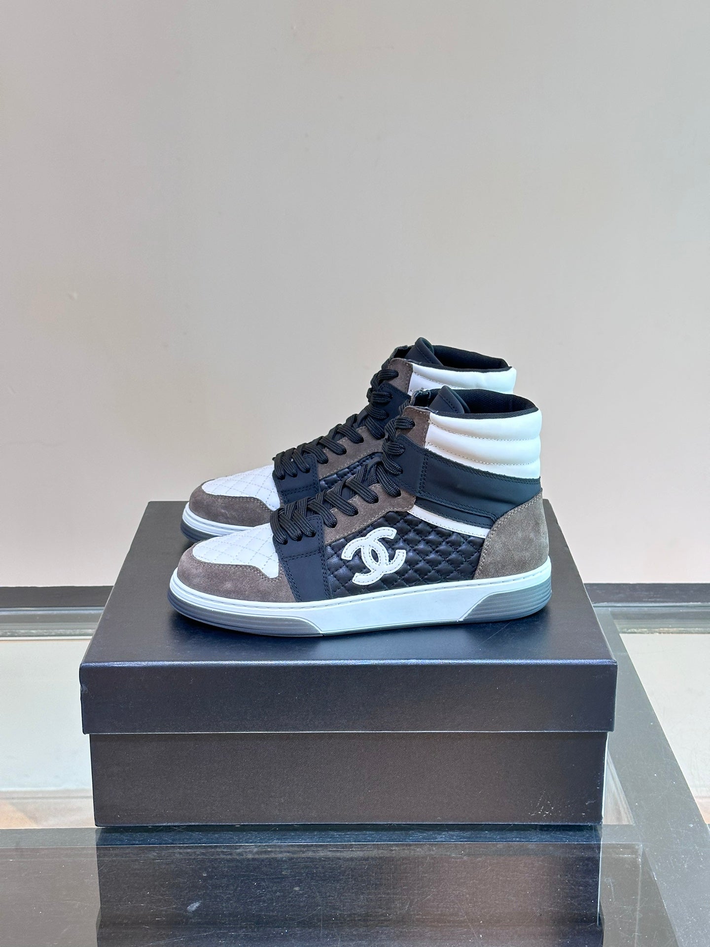 LuxluxHouse Best Quality Shoes Chanel