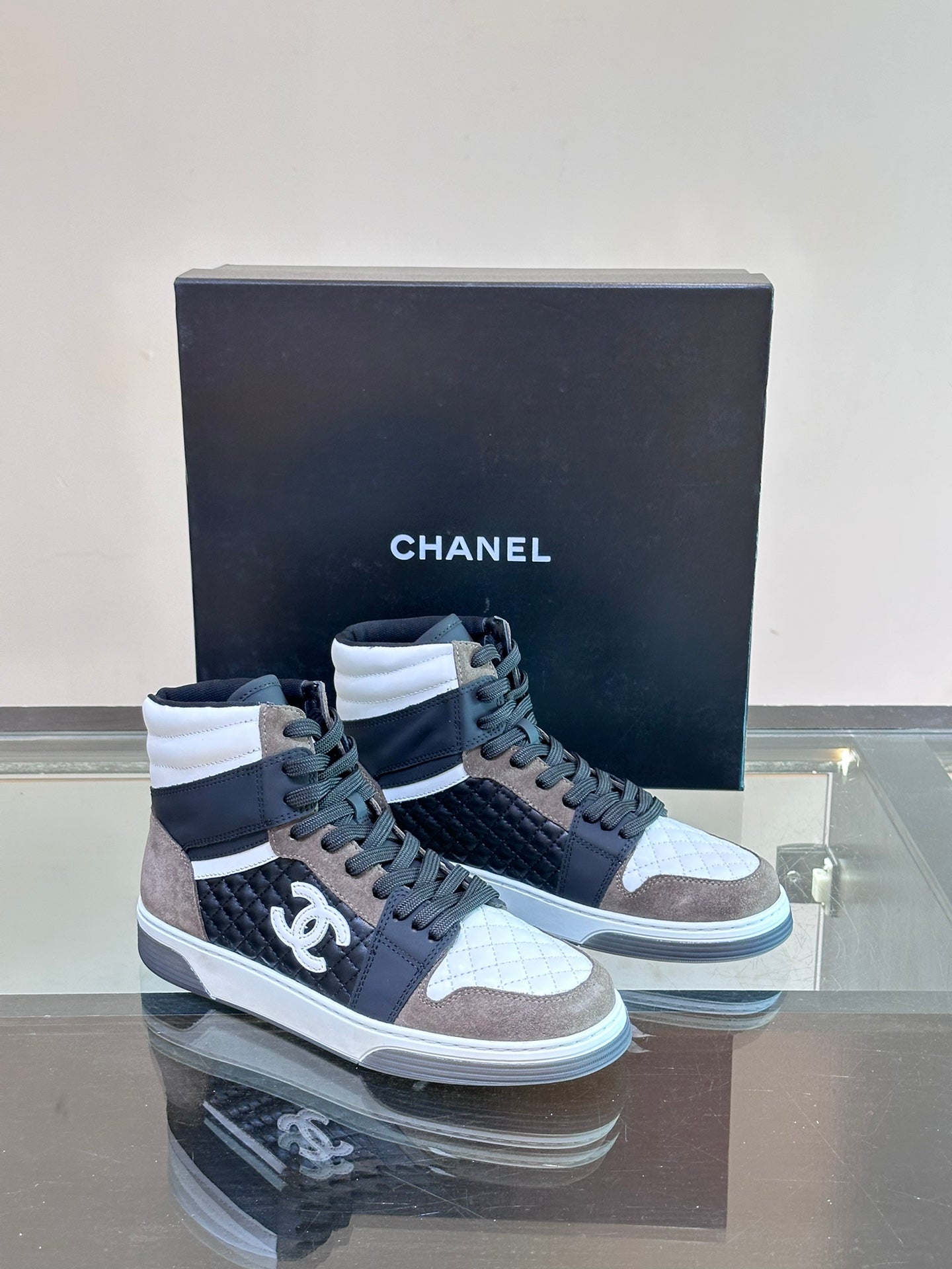 LuxluxHouse Best Quality Shoes Chanel