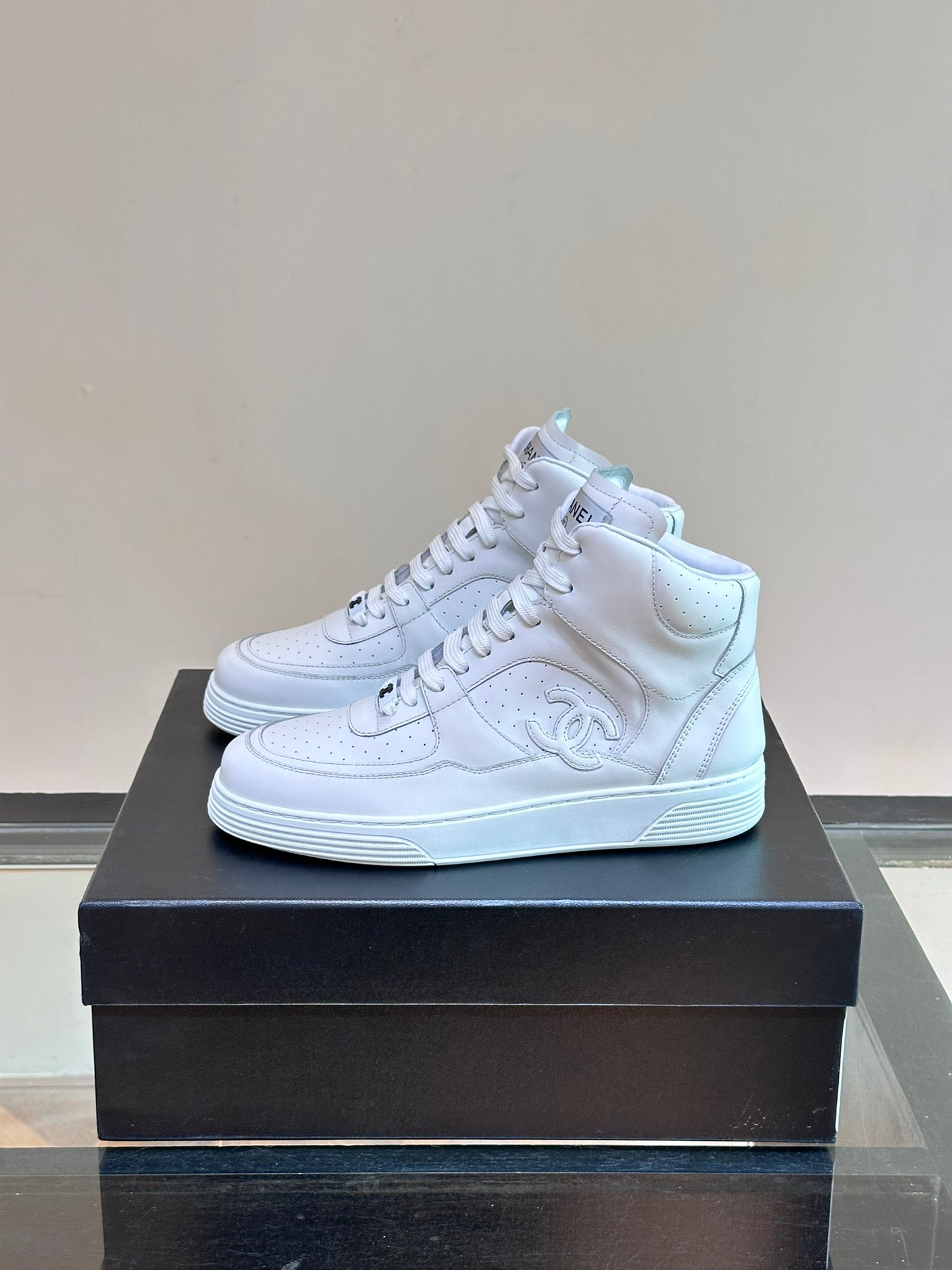 LuxluxHouse Best Quality Shoes Chanel