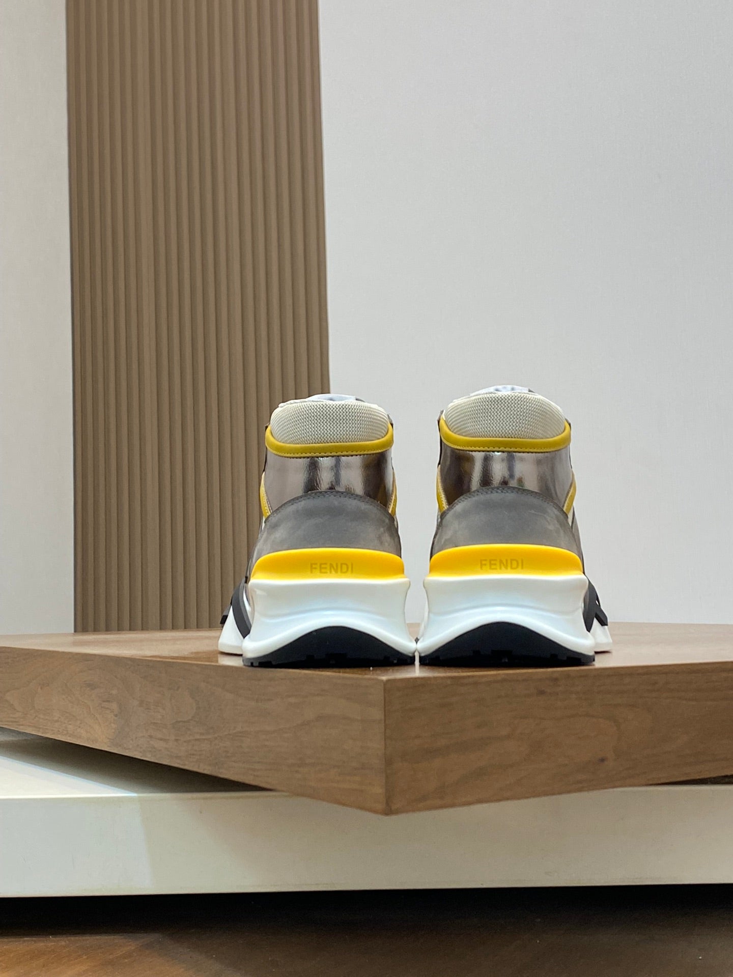 LuxluxHouse Best Quality Shoes Fendi