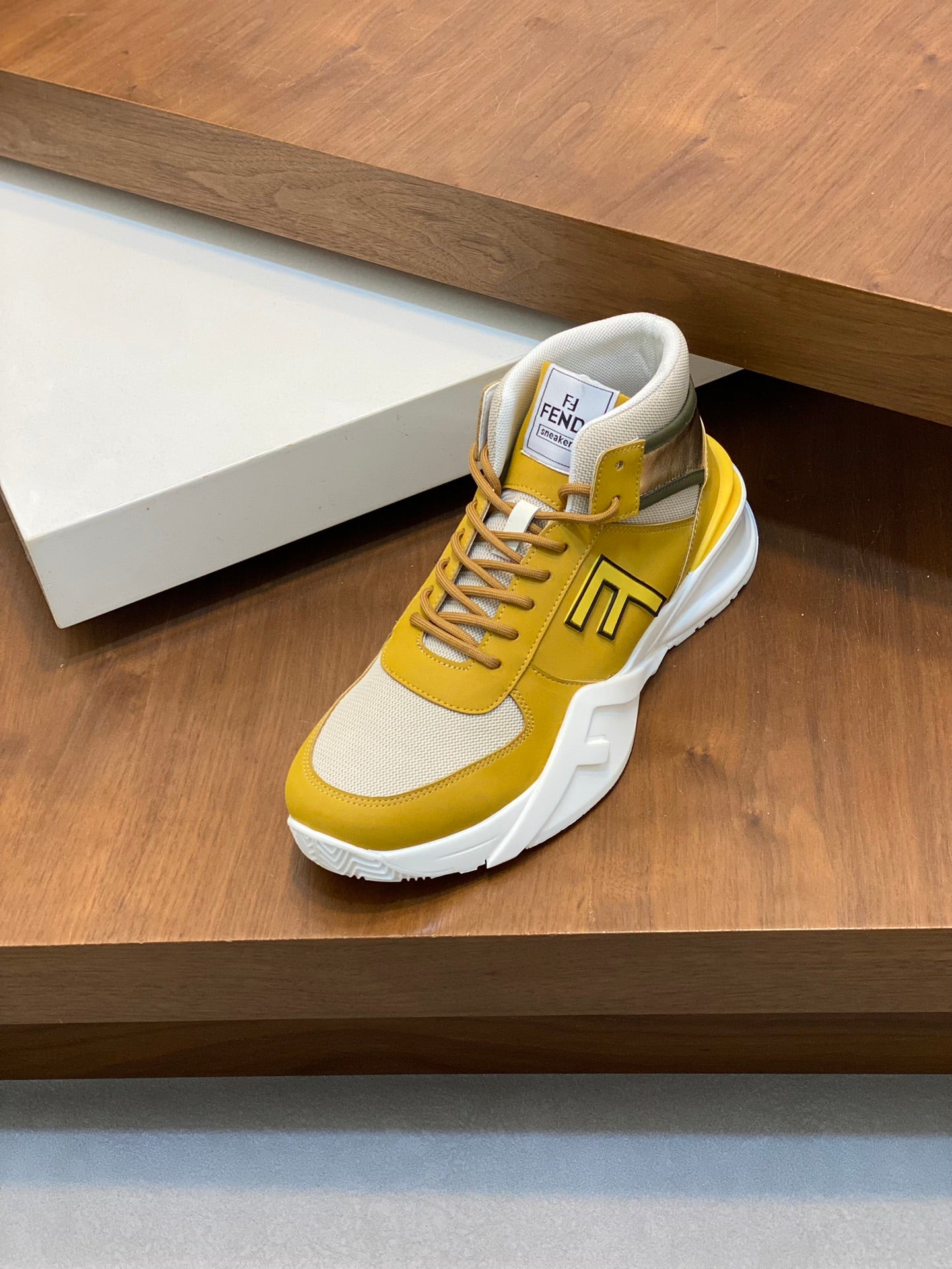 LuxluxHouse Best Quality Shoes Fendi