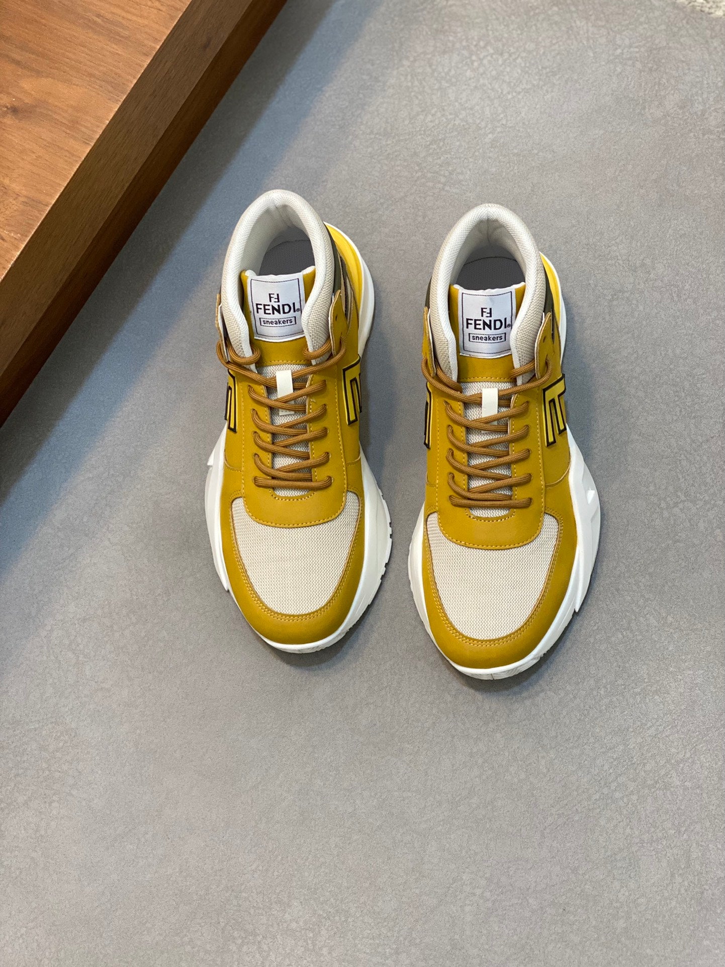 LuxluxHouse Best Quality Shoes Fendi