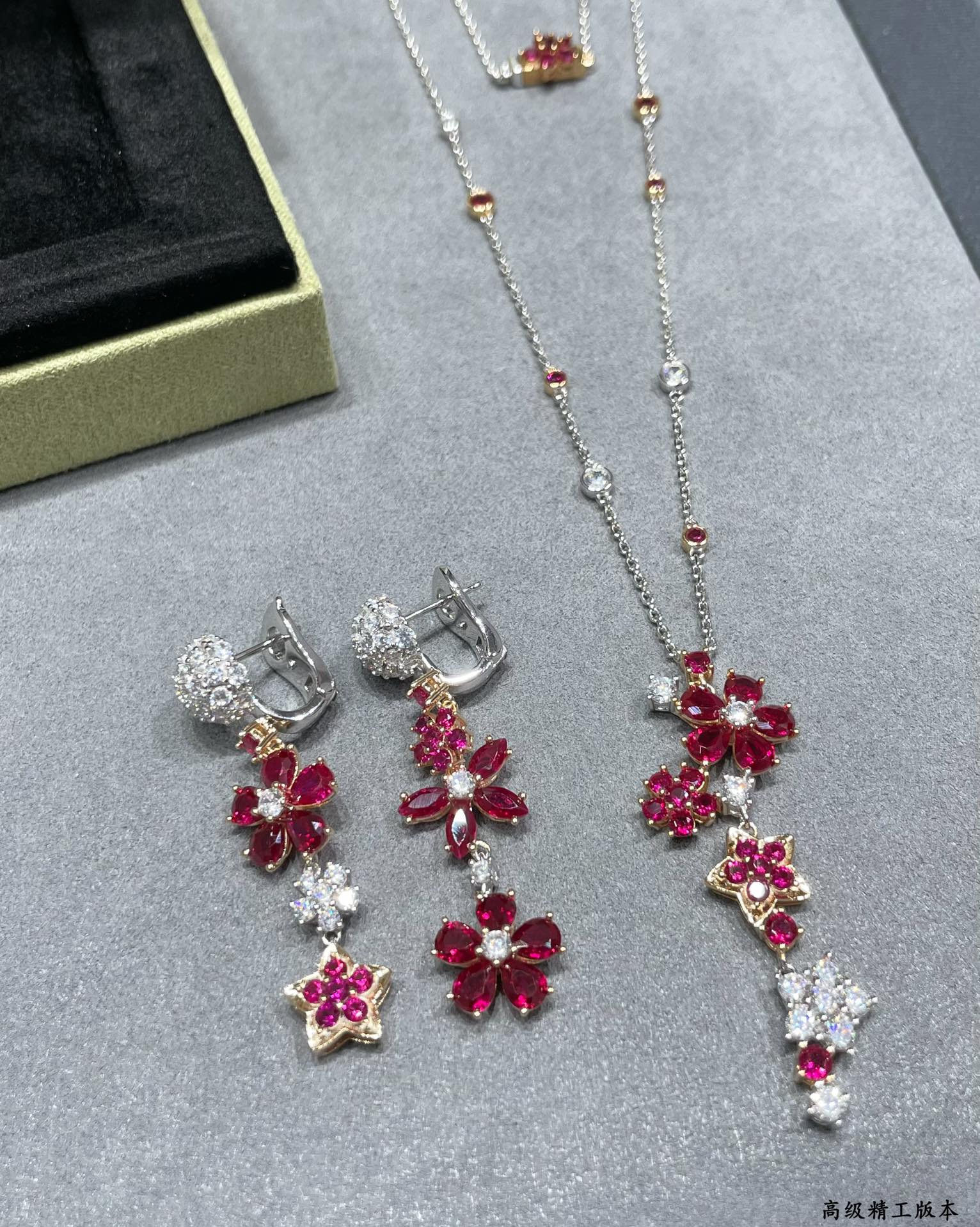 LuxluxHouse Best Quality Accessories Van Cleef & Arpels