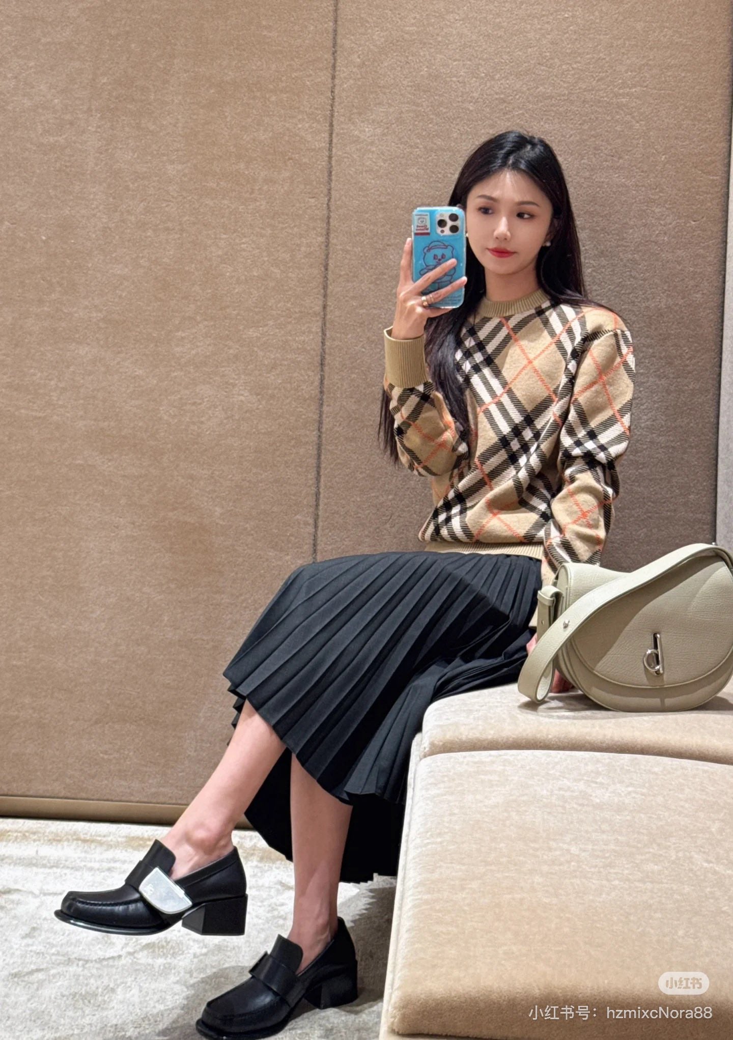 LuxluxHouse Best Quality Clothes Burberry Hoodie & Sweater