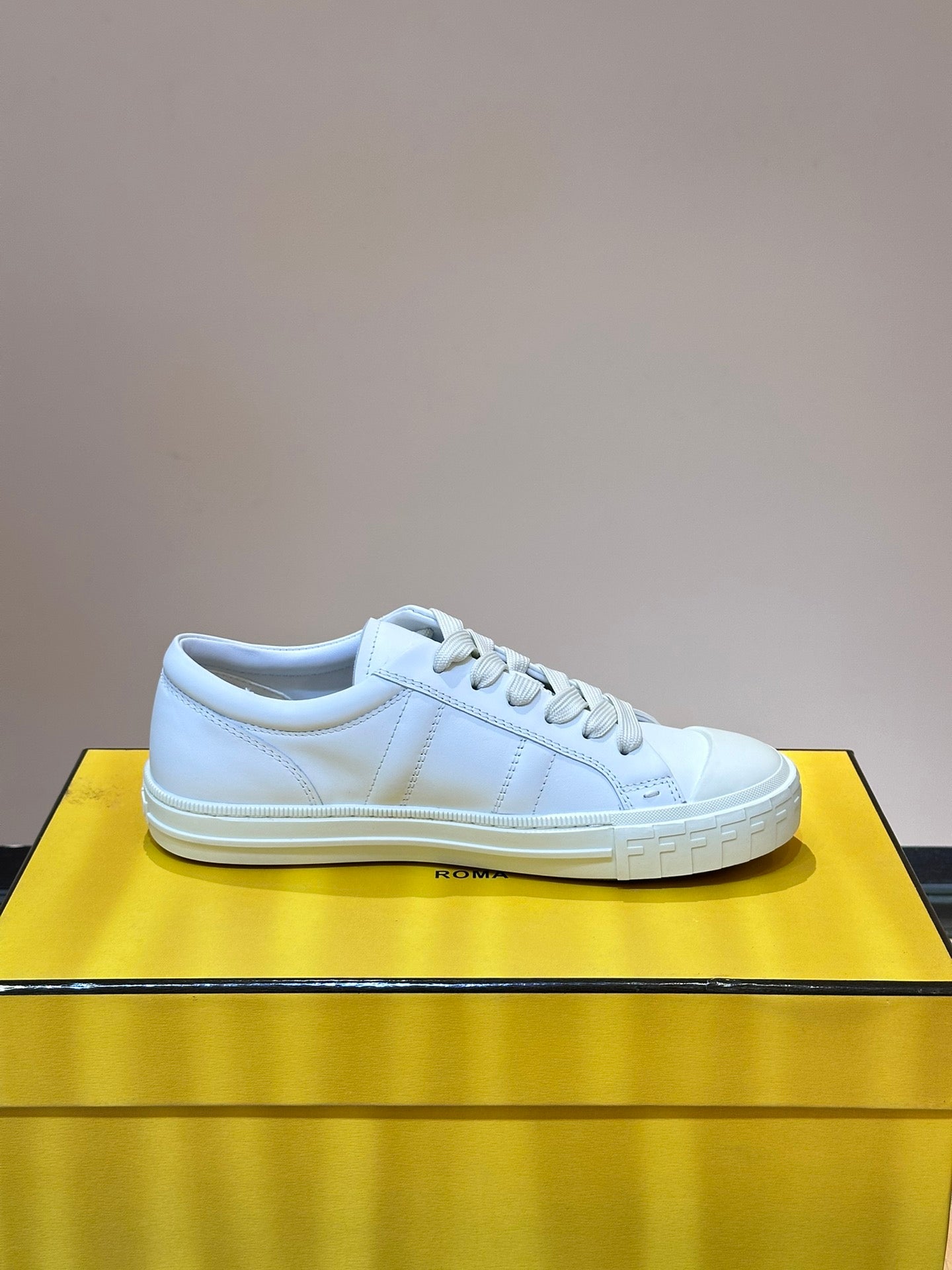 LuxluxHouse Best Quality Shoes Fendi