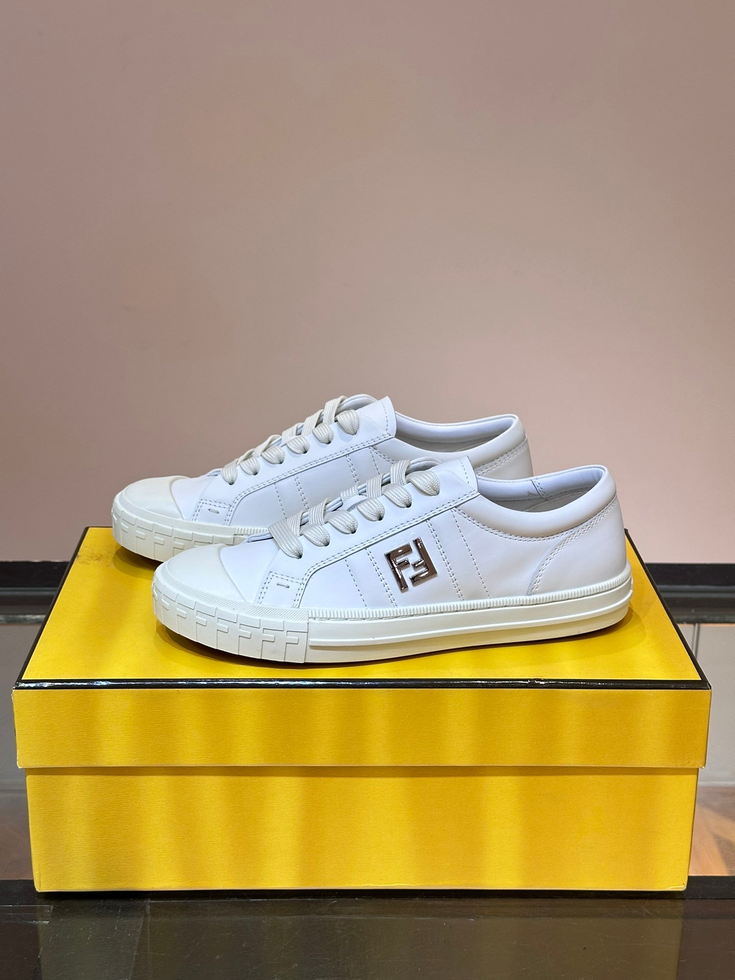 LuxluxHouse Best Quality Shoes Fendi