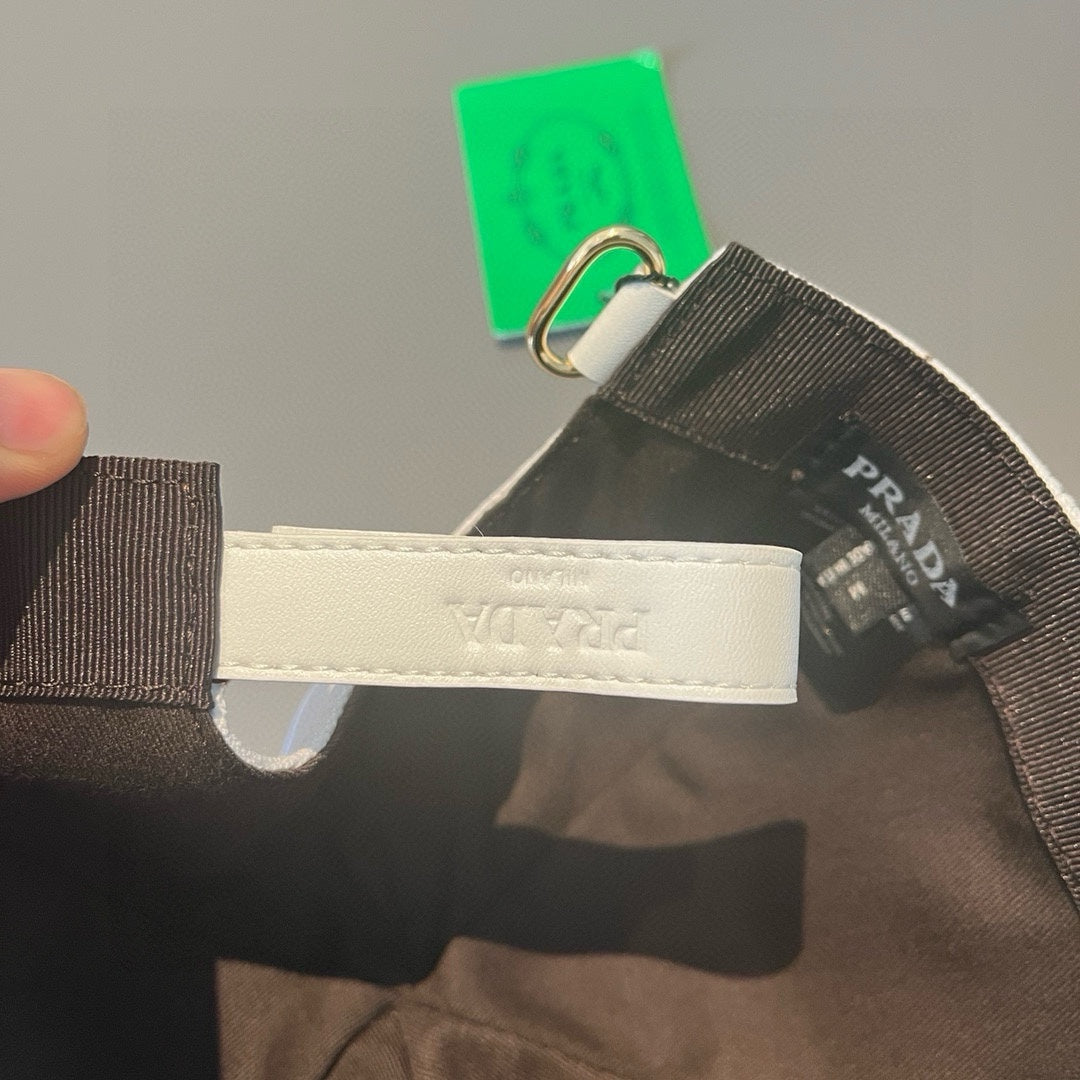 LuxluxHouse Best Quality Caps Prada