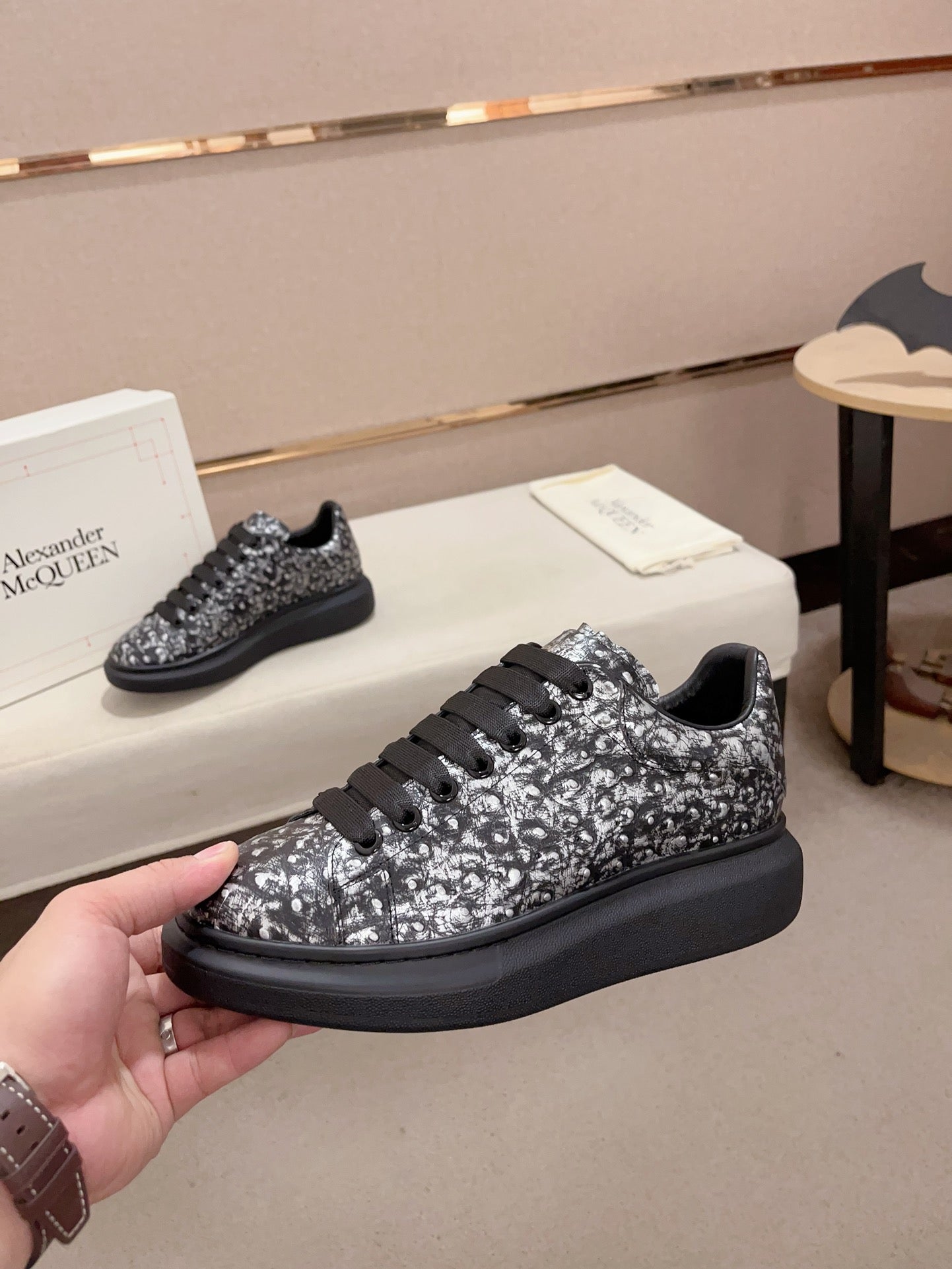 LuxluxHouse Best Quality Shoes Alexander McQueen