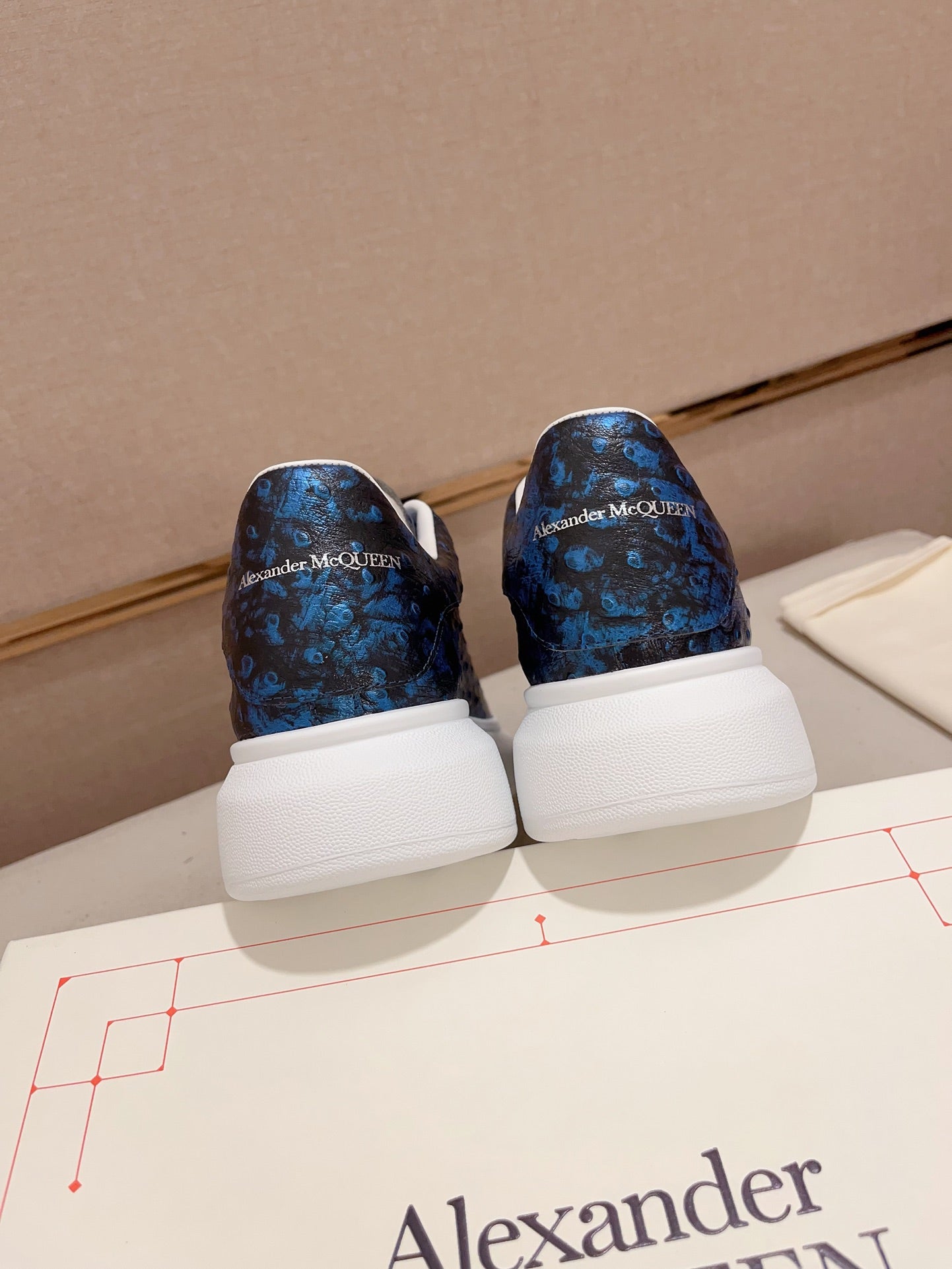 LuxluxHouse Best Quality Shoes Alexander McQueen