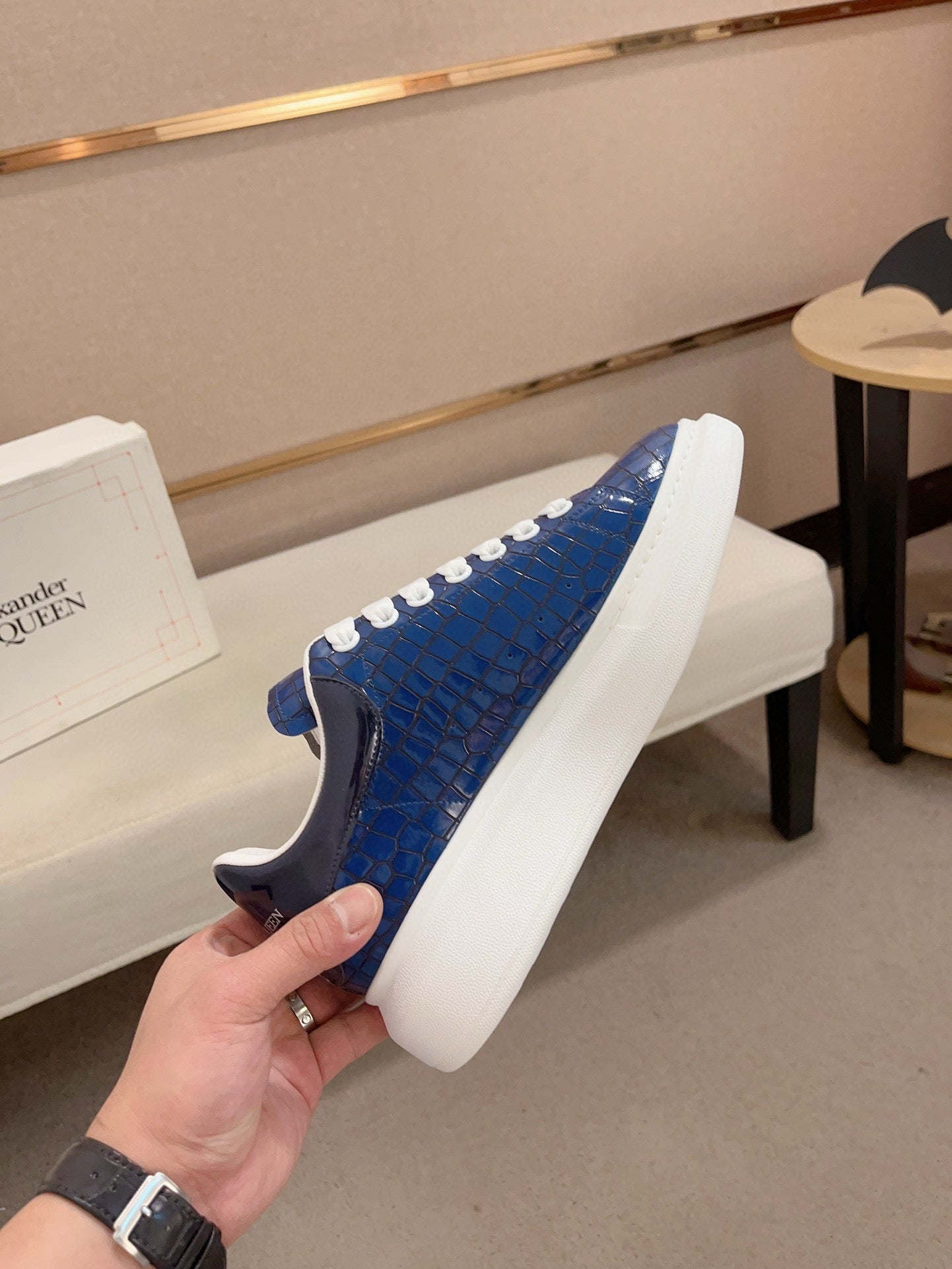 LuxluxHouse Best Quality Shoes Alexander McQueen