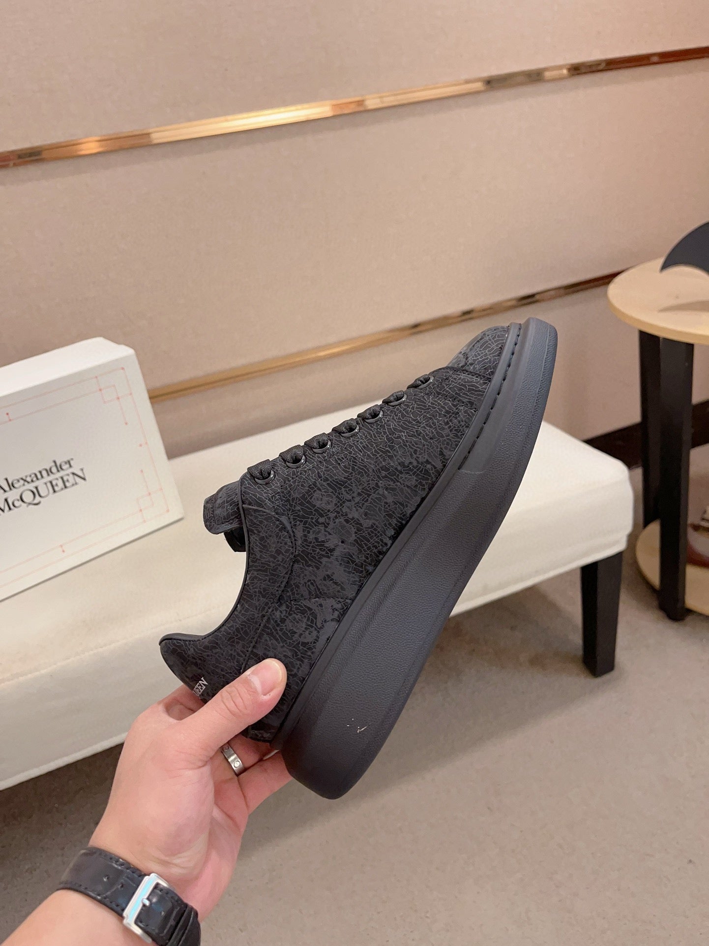 LuxluxHouse Best Quality Shoes Alexander McQueen