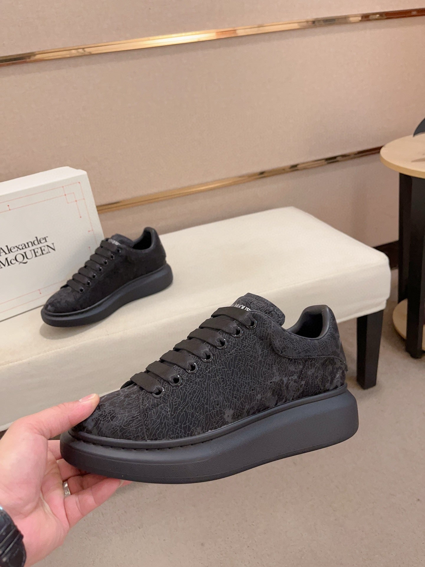 LuxluxHouse Best Quality Shoes Alexander McQueen