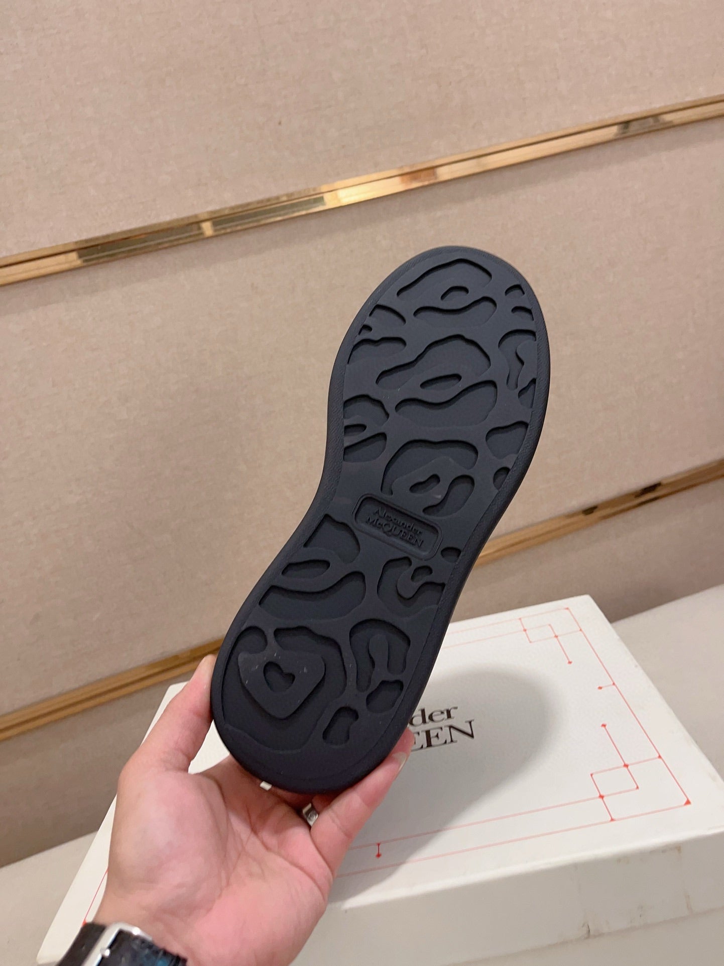 LuxluxHouse Best Quality Shoes Alexander McQueen