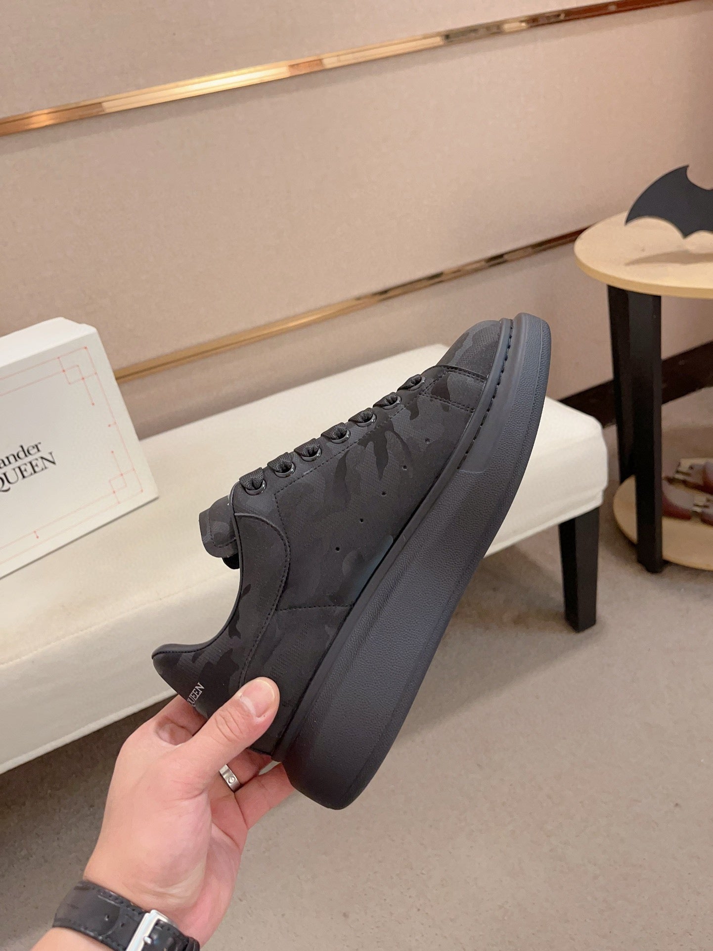 LuxluxHouse Best Quality Shoes Alexander McQueen