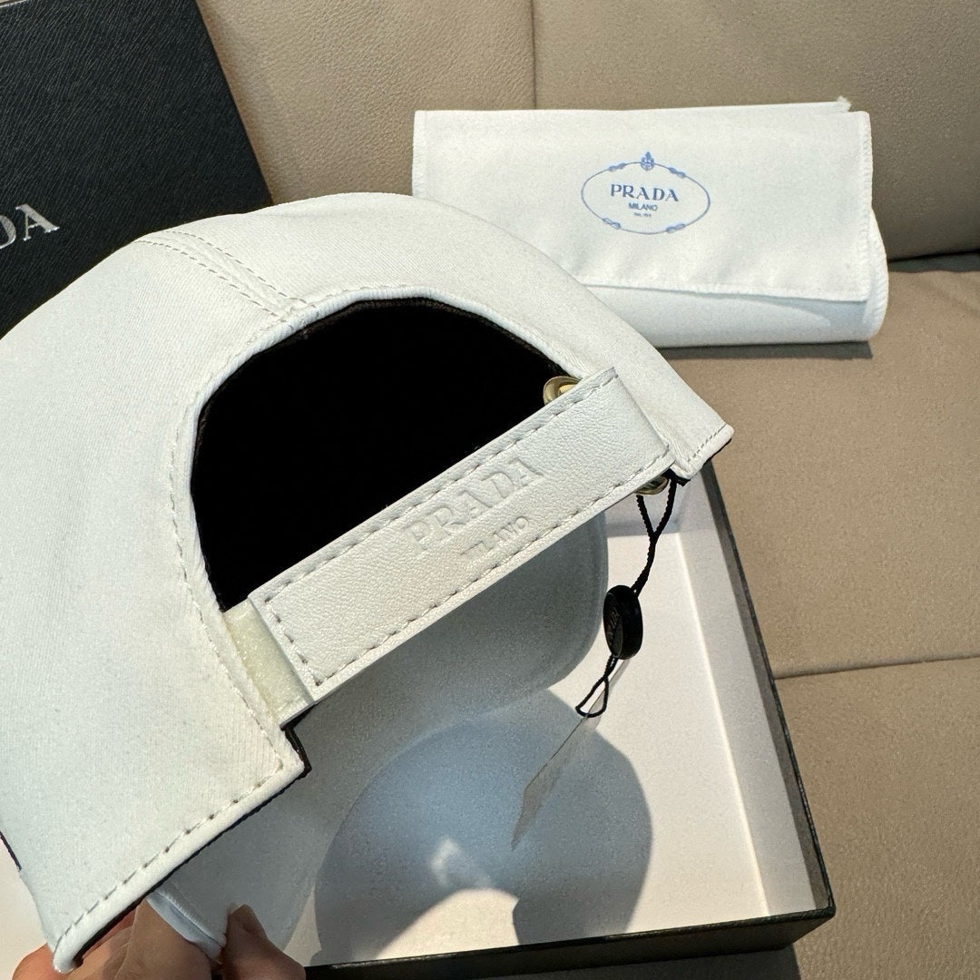 LuxluxHouse Best Quality Caps Prada