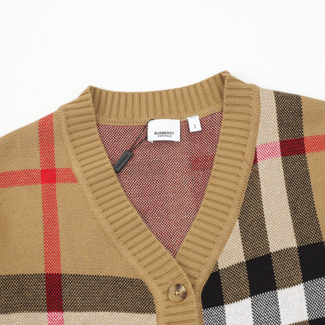 LuxluxHouse Best Quality Clothes Burberry Hoodie & Sweater