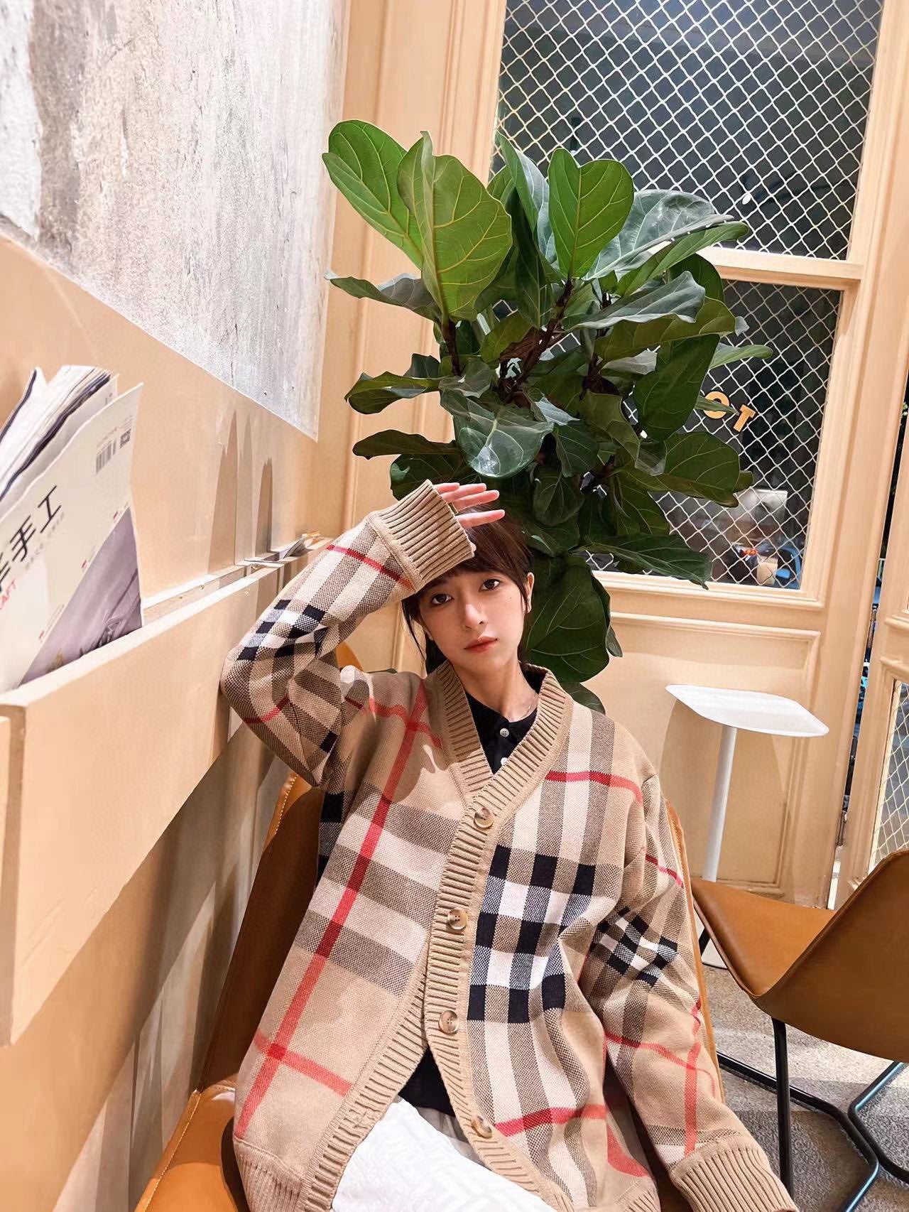LuxluxHouse Best Quality Clothes Burberry Hoodie & Sweater