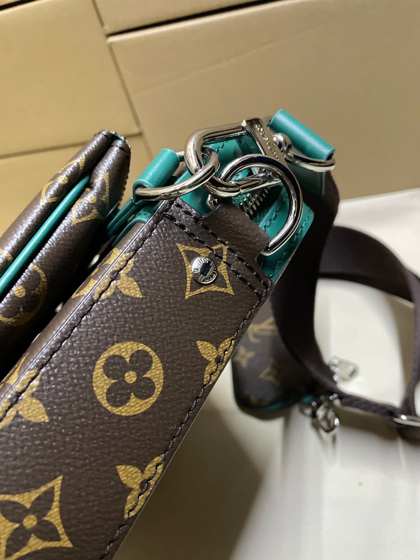 LuxluxHouse Best Quality Bags Louis Vuitton Women Men