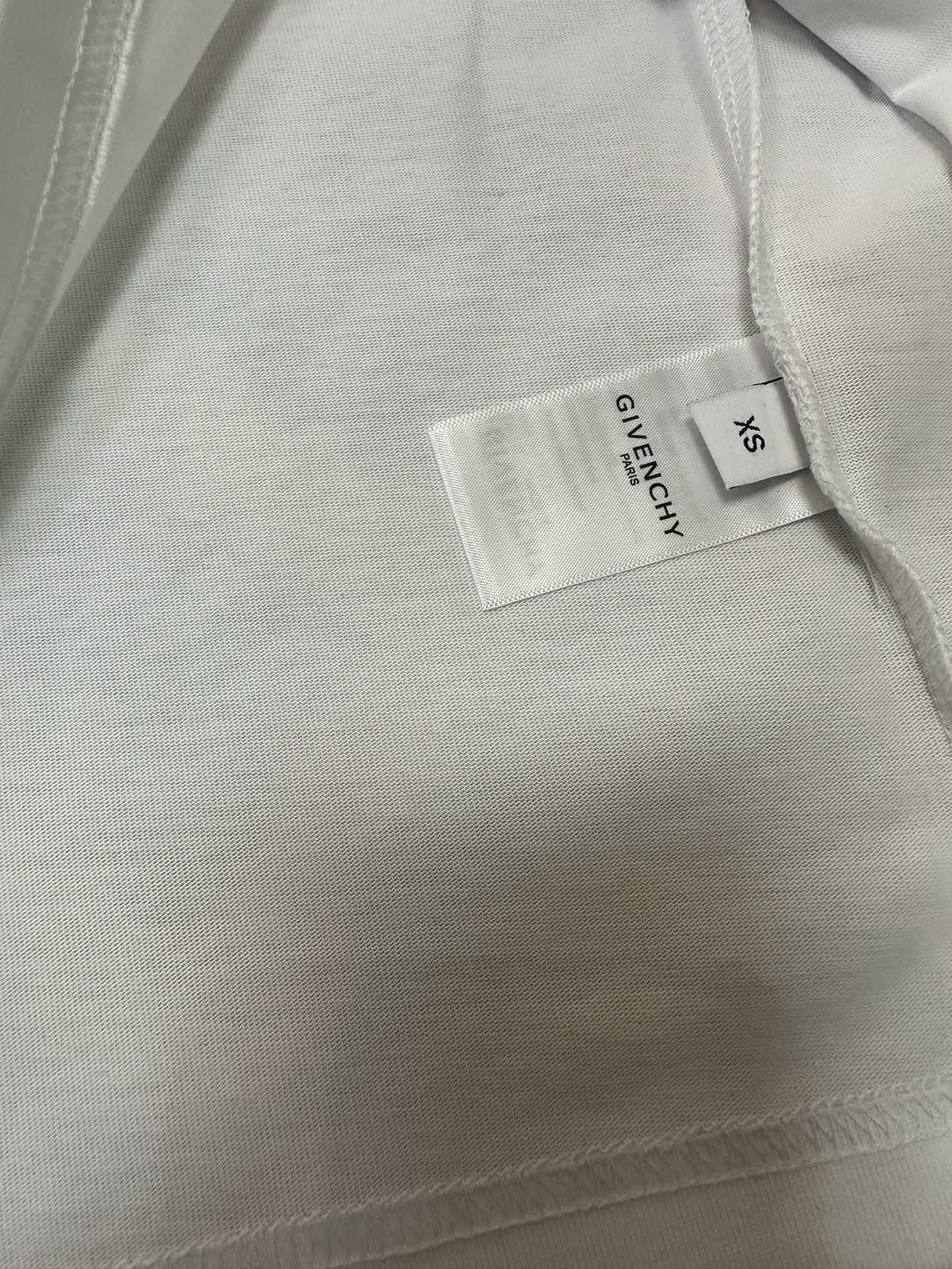 LuxluxHouse Best Quality Clothes Givenchy T-shirt