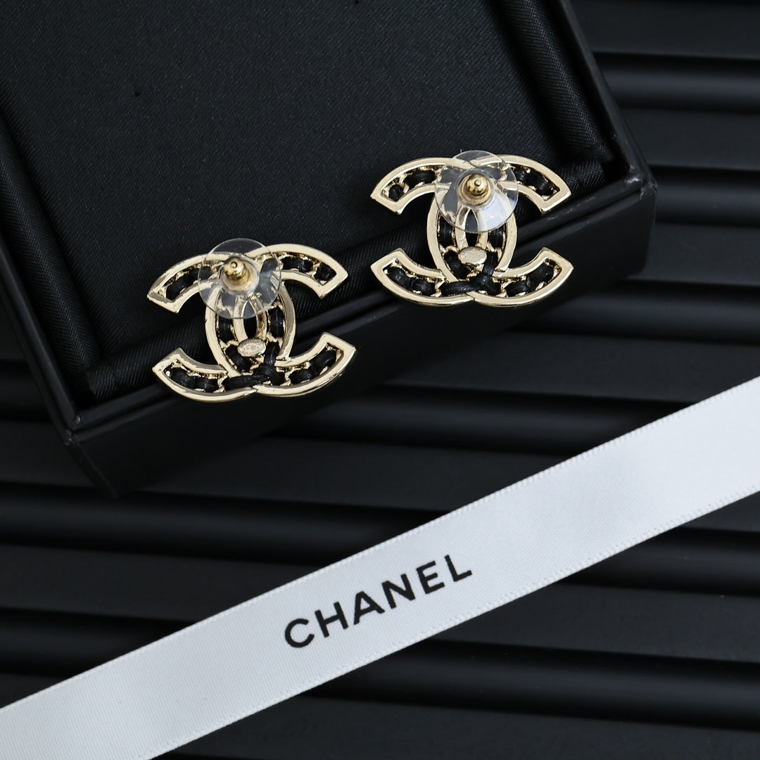 LuxluxHouse Best Quality Accessories Chanel Earrings