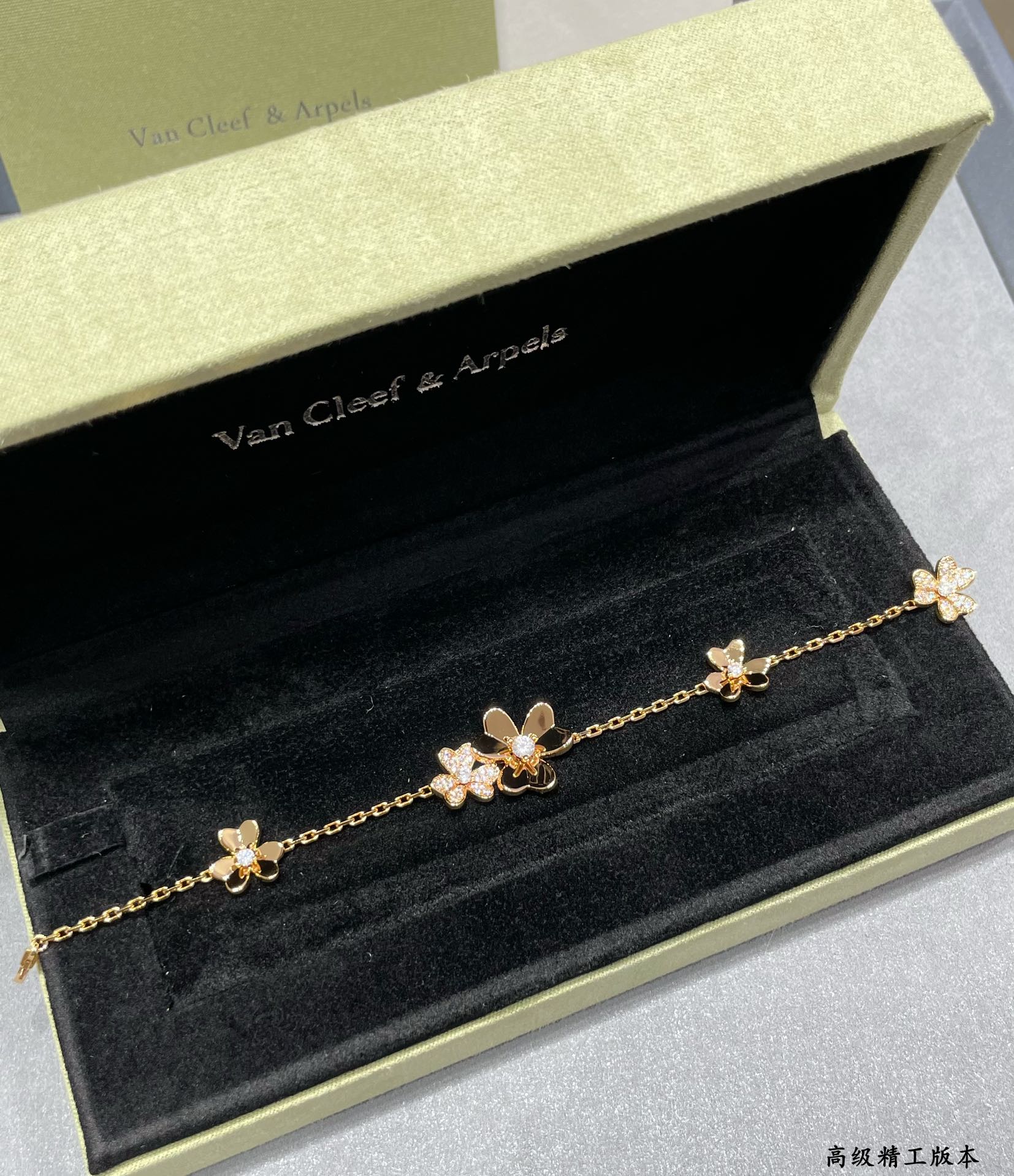 LuxluxHouse Best Quality Accessories Van Cleef & Arpels