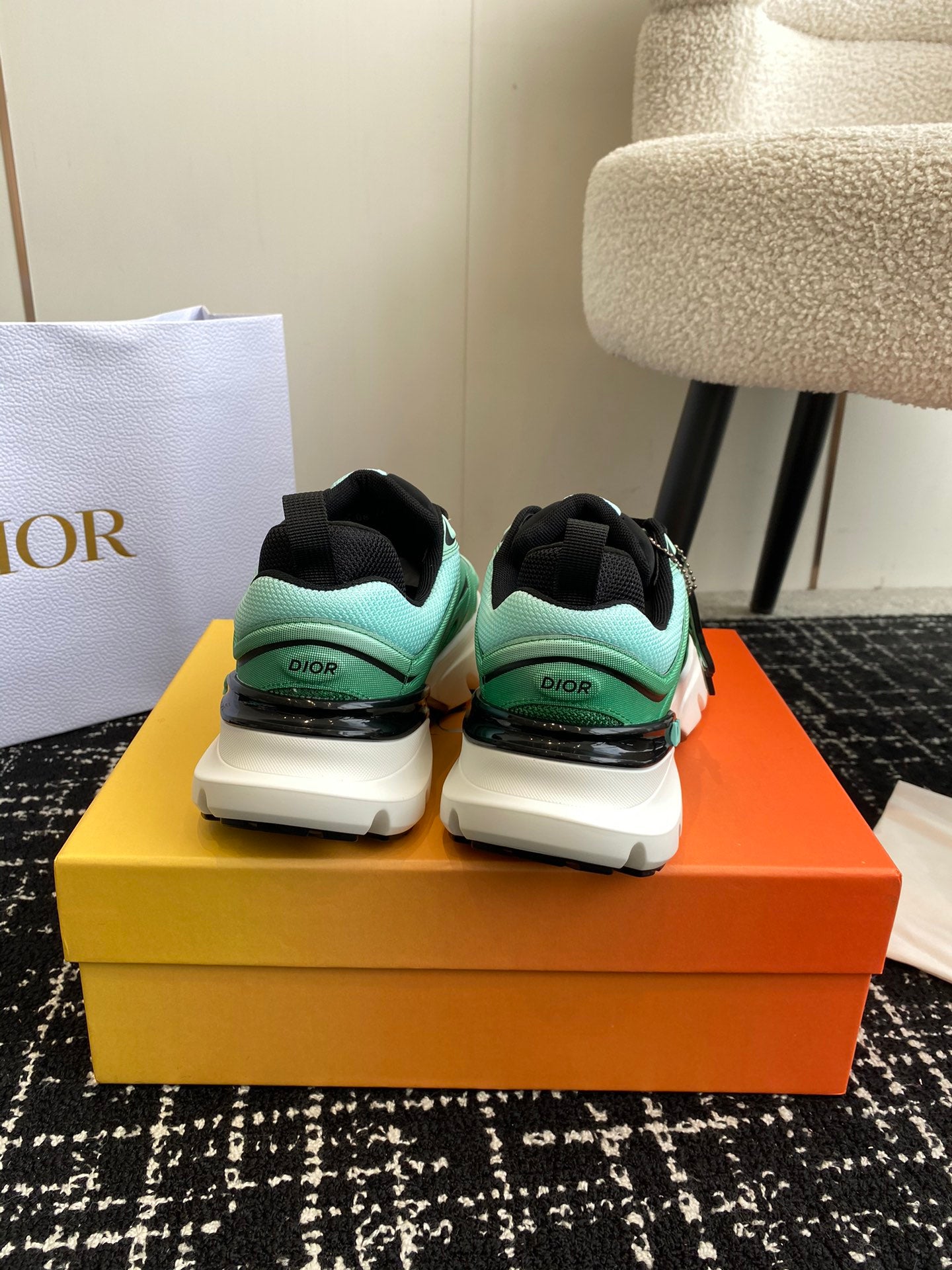 LuxluxHouse Best Quality Shoes Dior