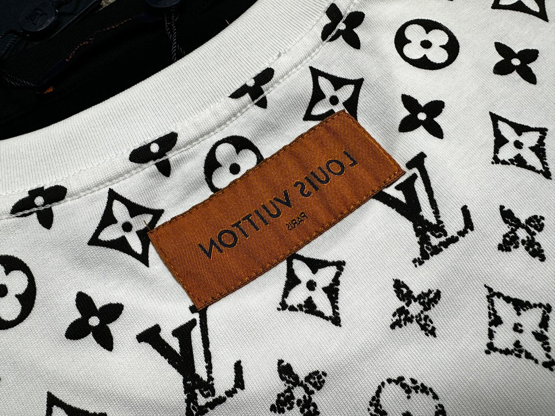 LuxluxHouse Best Quality Clothes T-shirt Louis Vuitton